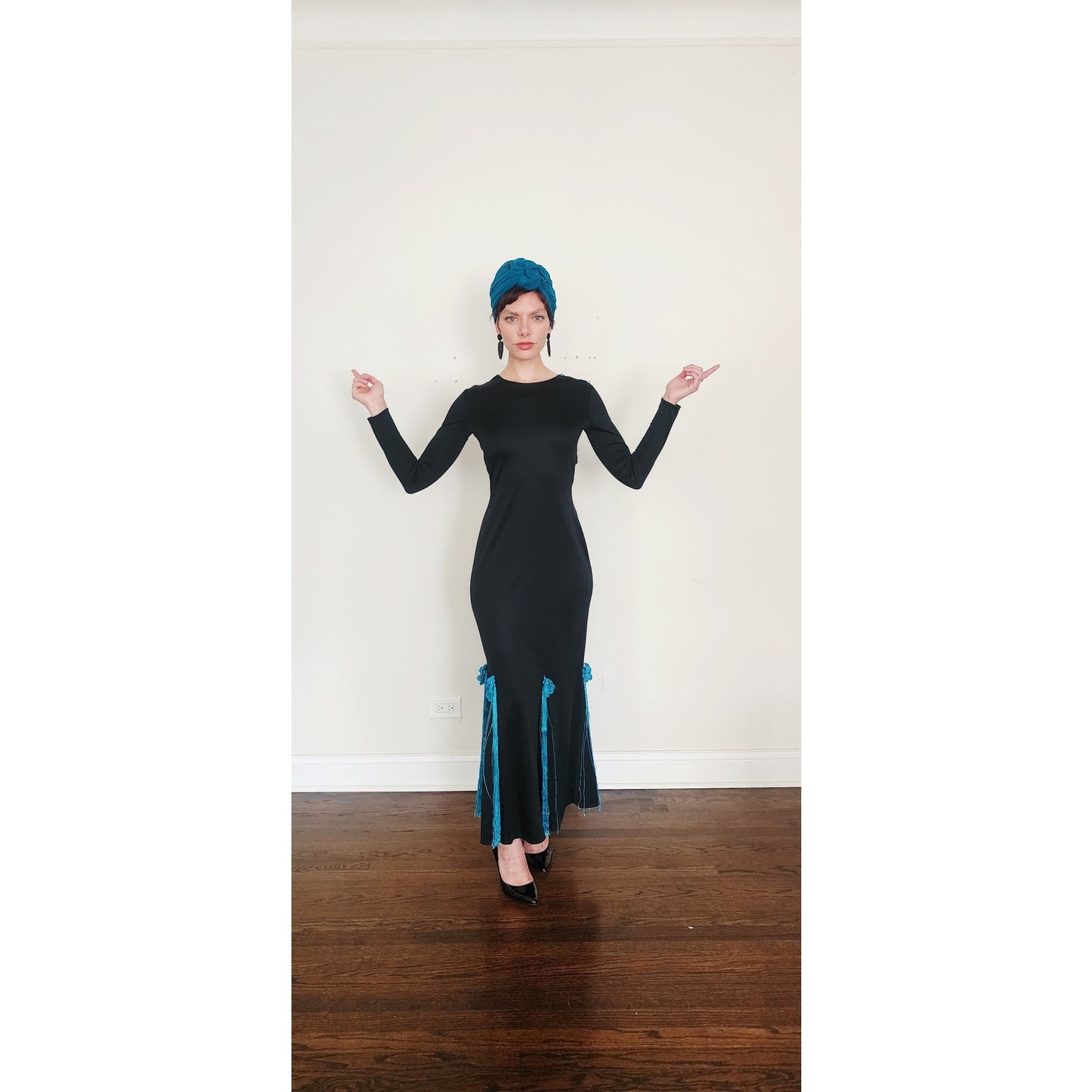 Vintage 80s Evening Dress Black w/Turquoise Knit Open Back Fishtail Skirt Victoria March Chicago