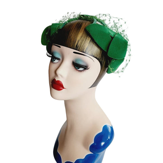 Vintage 50s Green Velvet Fascinator Mini Hat