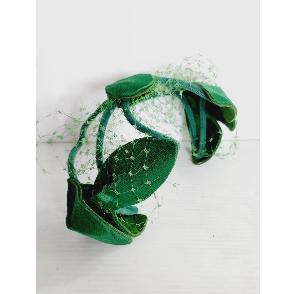 Vintage 50s Green Velvet Fascinator Mini Hat