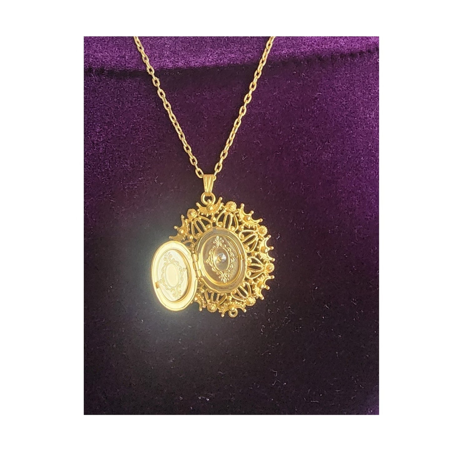 Vintage 60s Florenza Necklace Locket Pendant Gold Baroque Style