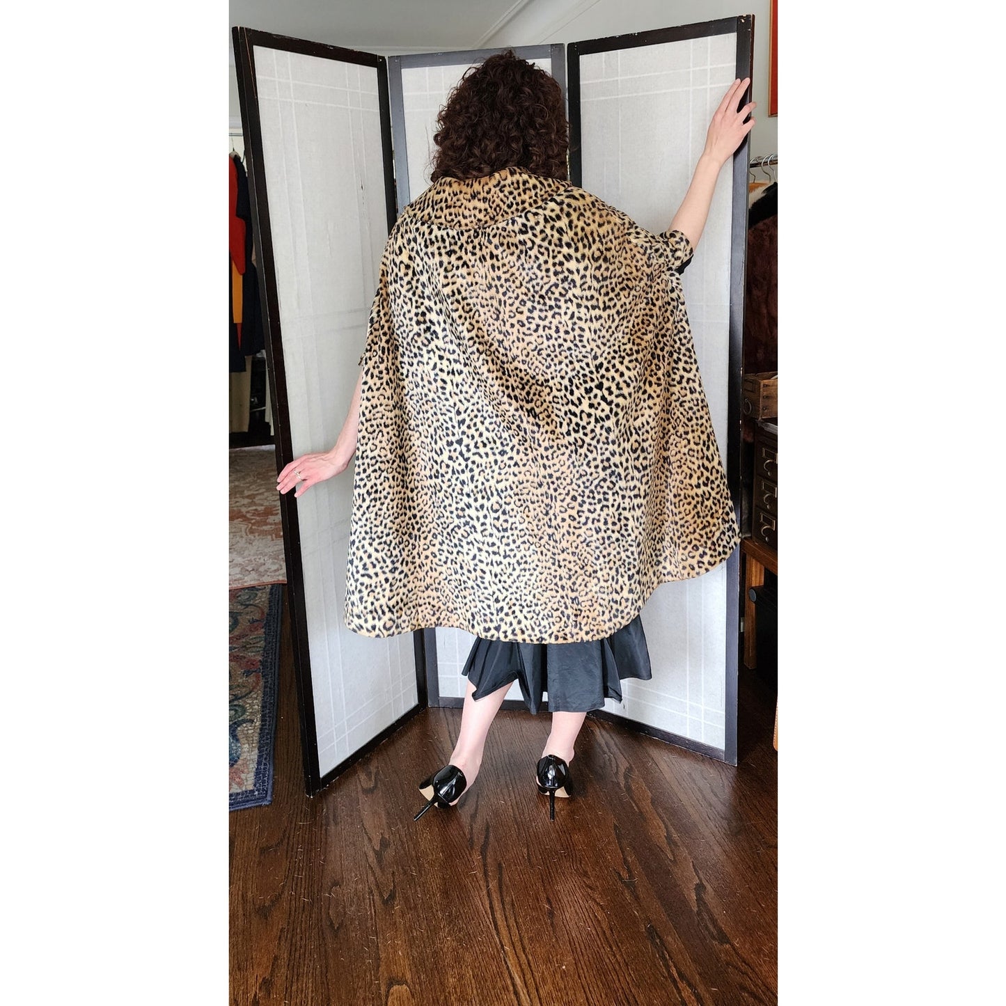 Vintage 60s Animal Print Cape Leopard Faux Fur Cloak Poncho Swing Style Coat