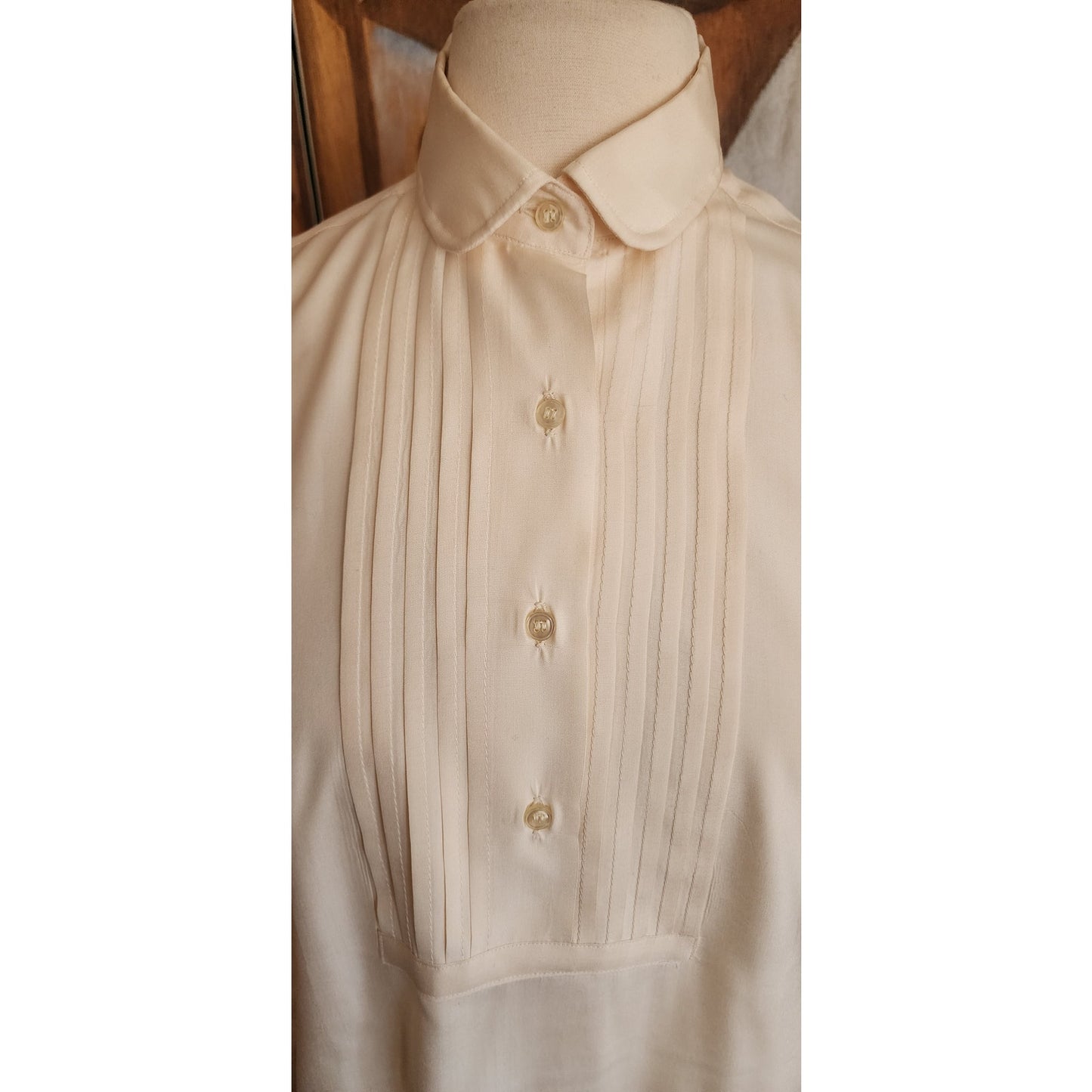 Vintage 80s BURBERRYS Cream Silk Blouse Pleated Front / M