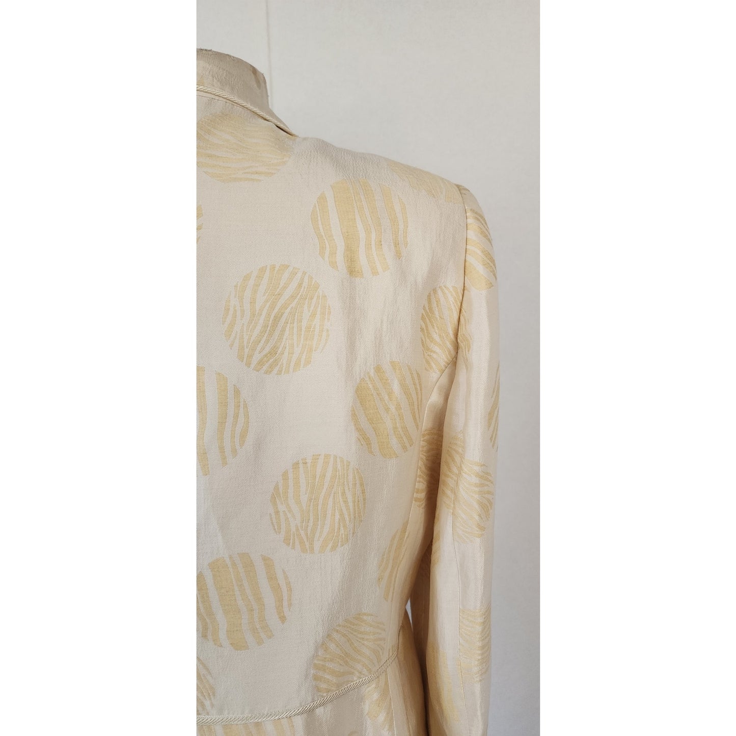 Vintage 2000s Armani Collezioni Blazer Cream Gold Print Flax Silk Print / L