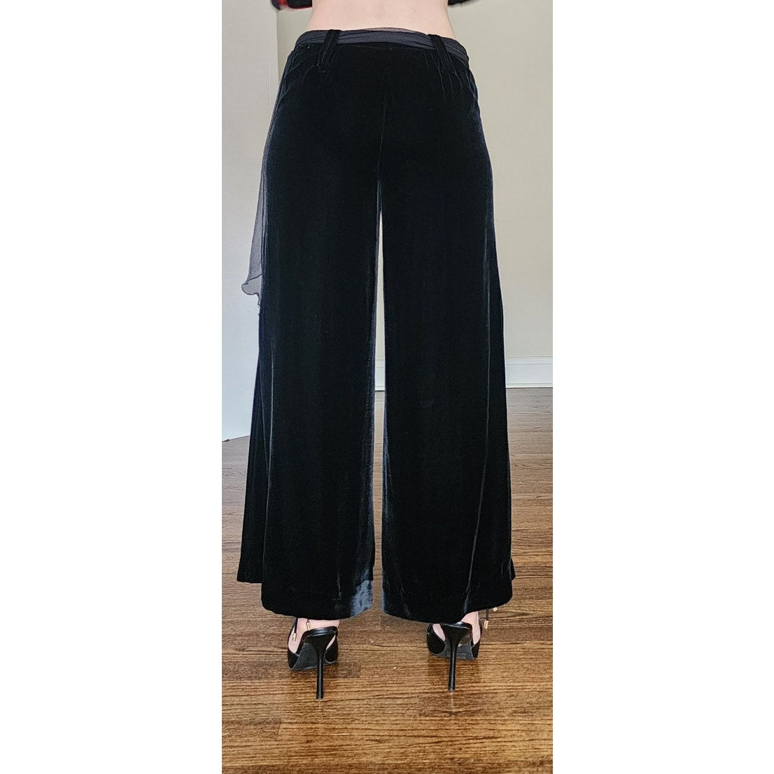 Vintage 2000s Wide Legged Pants Black Velvet w/Silk Tie Scarf Belt ITW Claude Brown / M