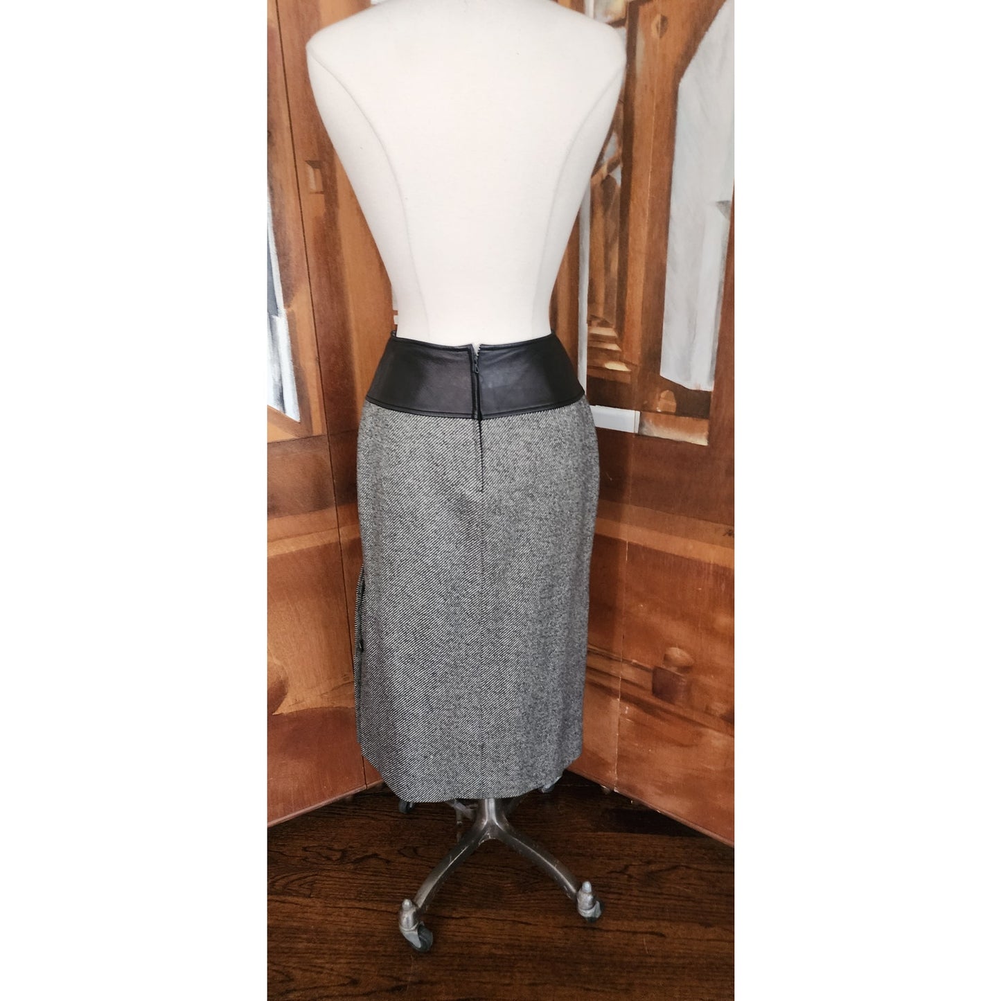 Vintage 80s Guy Laroche Boutique Pencil Skirt Gray Wool Tweed Black Leather Small