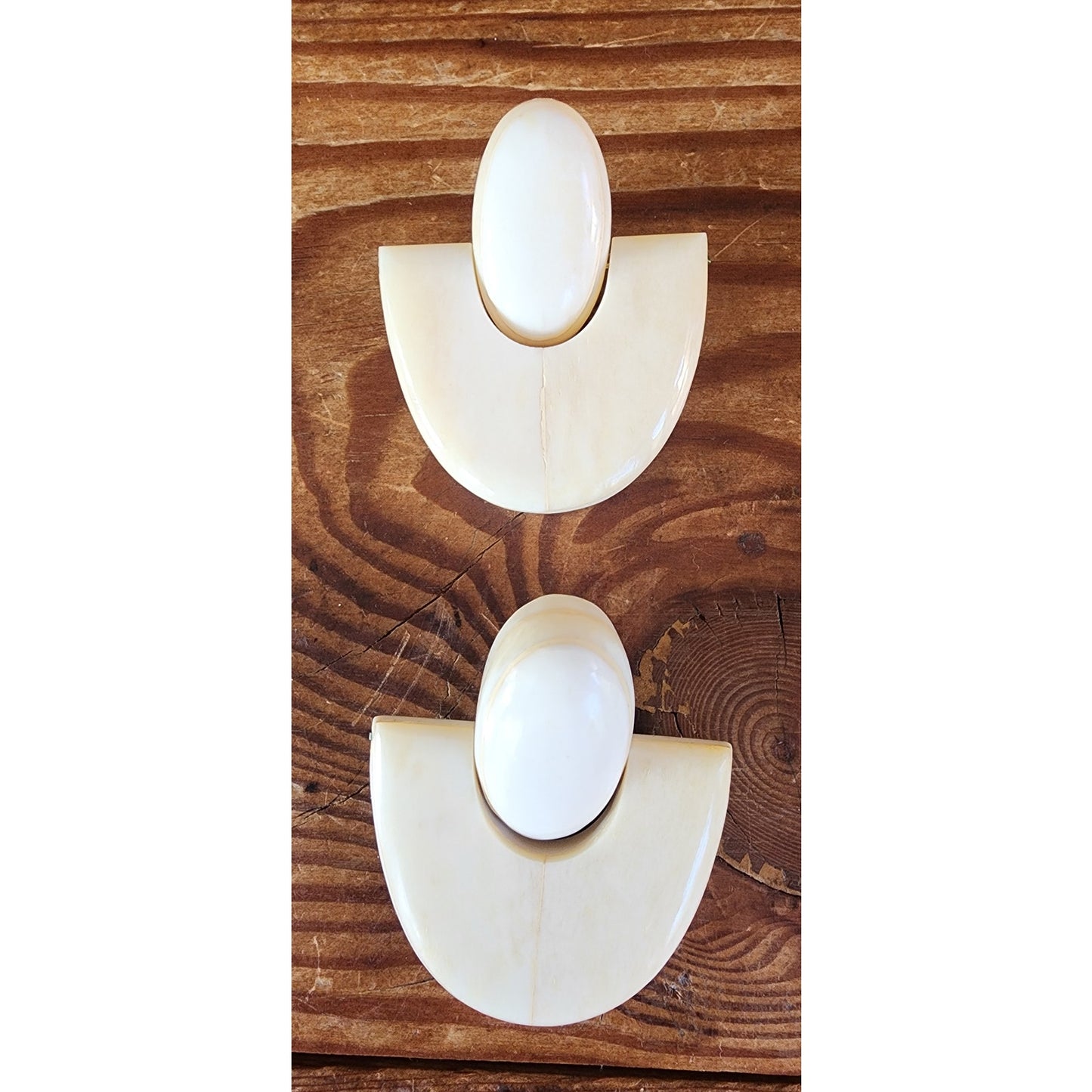 80s Bone Earrings Cream Oversized Geometric Clips