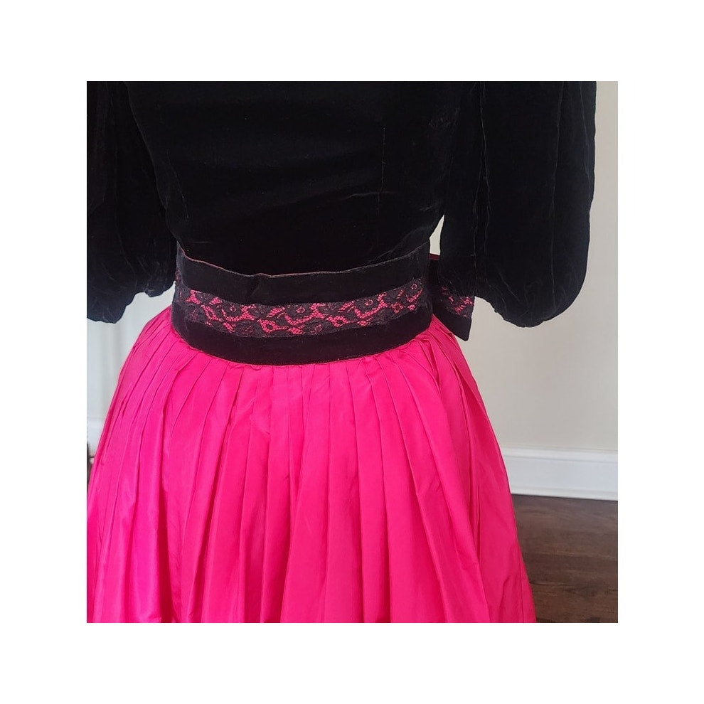Vintage 1980s Oscar de la Renta Black Velvet Top Fuschia Pink Satin Maxi Skirt Set Miss O