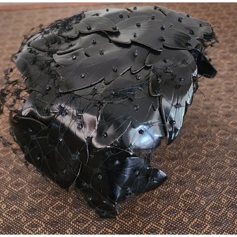 Vintage 50s Bes-Ben Hat Eggshell Style Black Leather Petals
