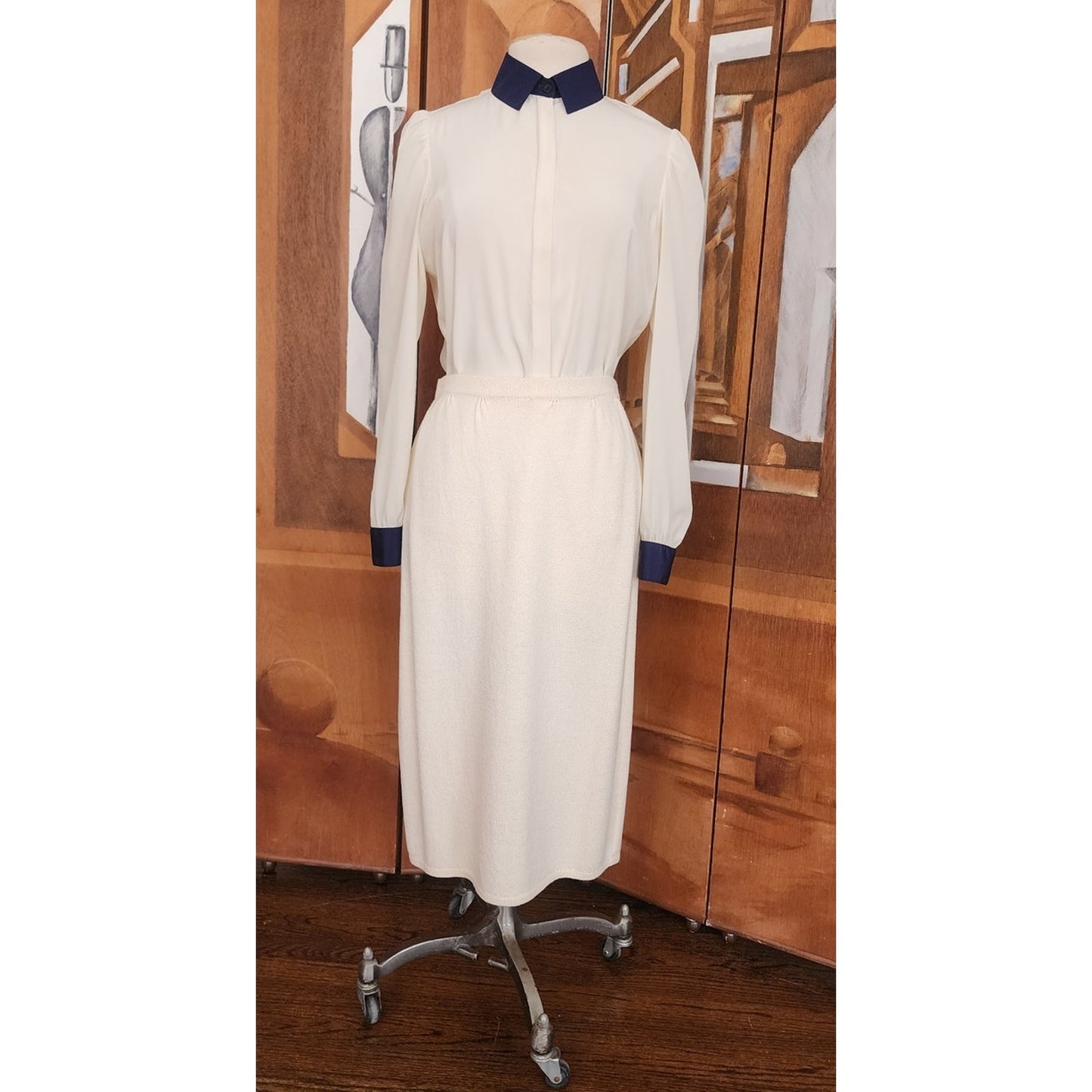 Vintage 1970s St John Suit Santana Knit Jacket Skirt Blouse Cream Navy 3 Piece