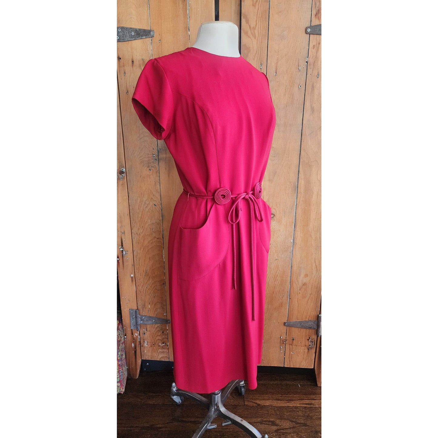 Vintage 40s Dress Red Rayon Short Sleeves Spiral Applique