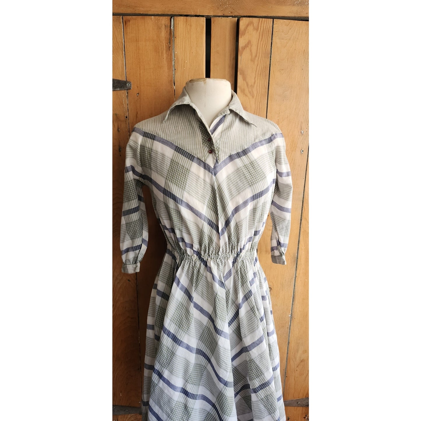 Vintage 50s Gray Dress Chevron Strip Plaid Print  / Medium