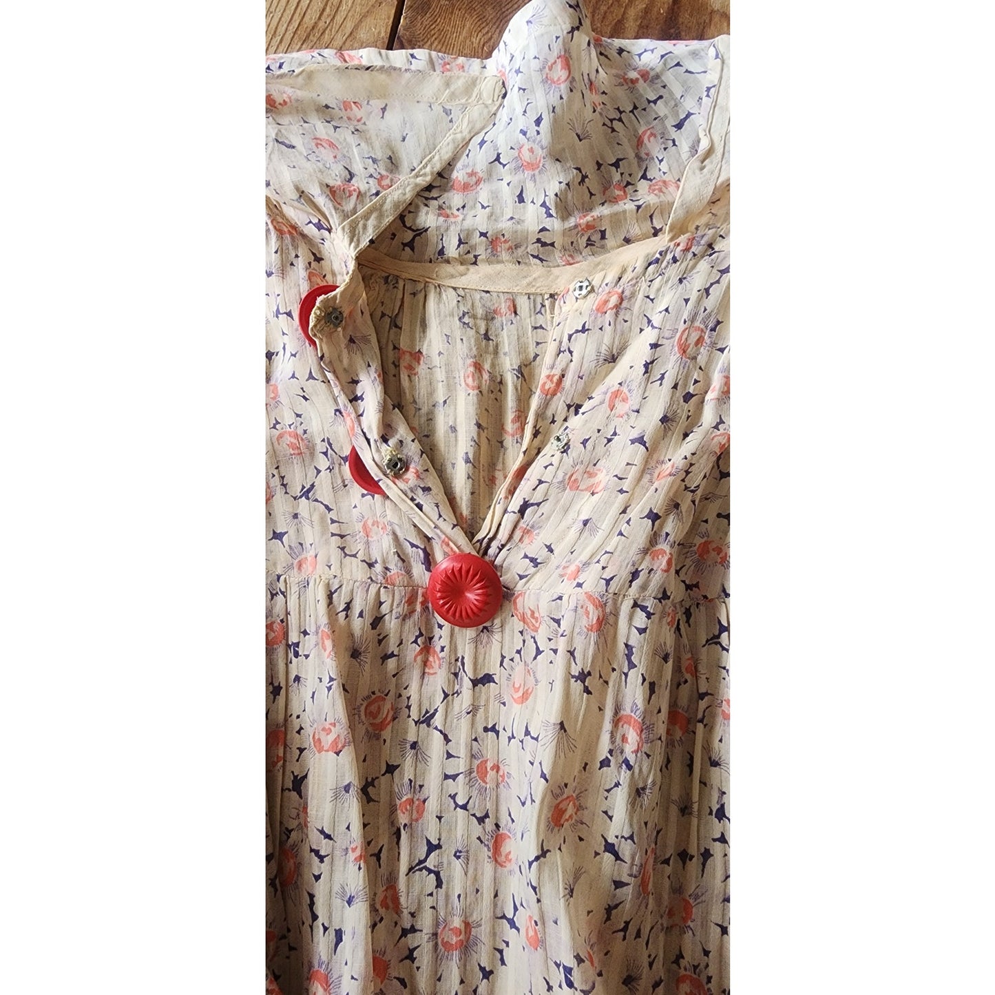 Vintage 30s Silk Day Dress Short Sleeves Speckled Floral Print Large Red Buttons