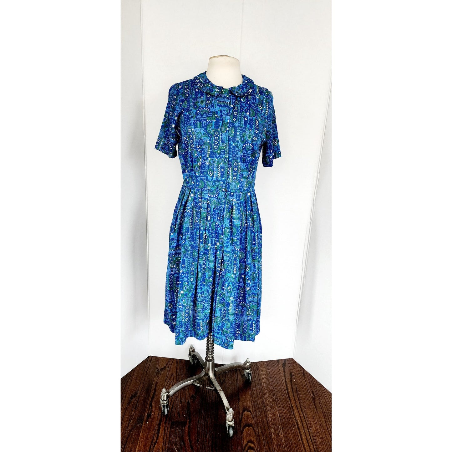 Vintage 60s Blue Dress Novelty Print Flower Power / Shelton Stroller / M