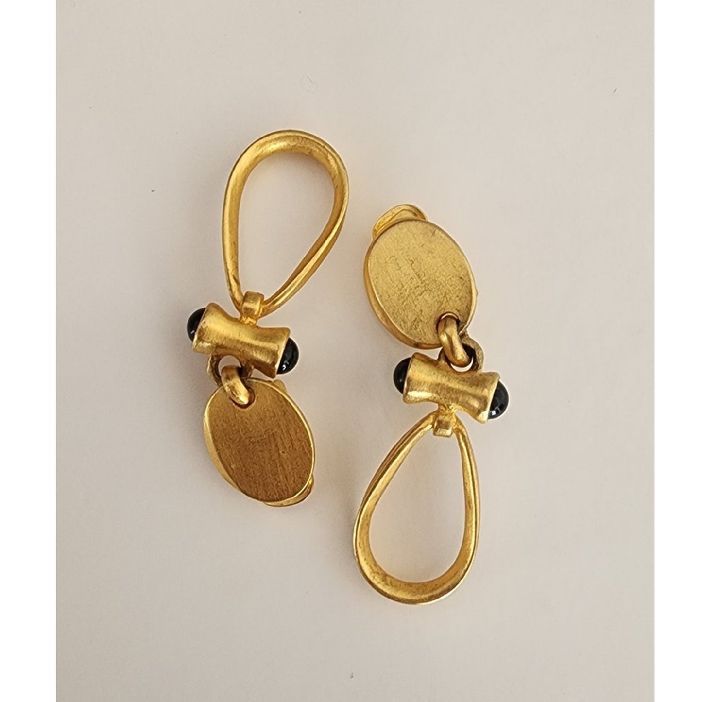 Vintage Gold and Black Teardrop Clip-On Earrings 80s 90s Etruscan Revival