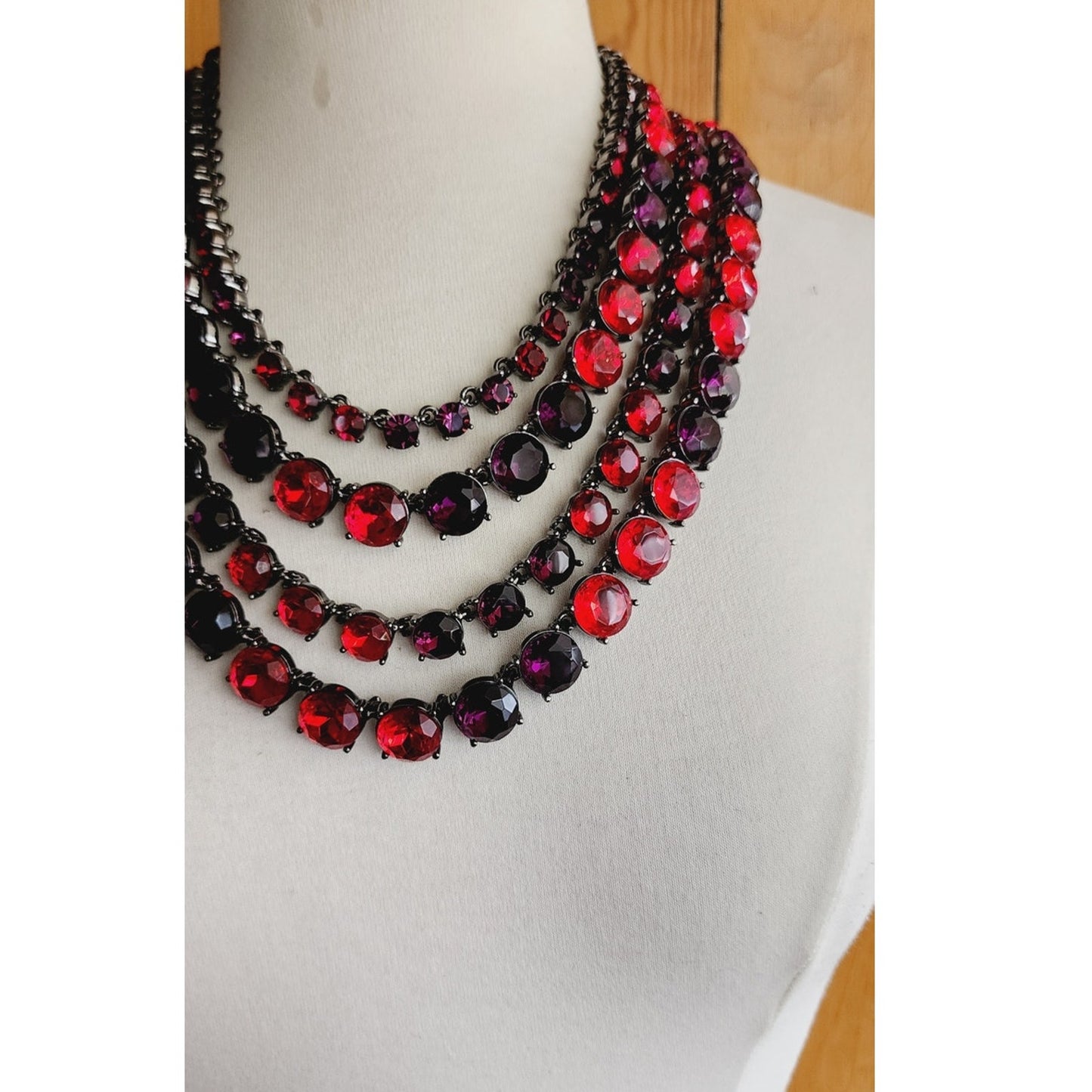 Vintage Oscar de La Renta Necklace Crystal Beads Red Purple  2000s Y2K