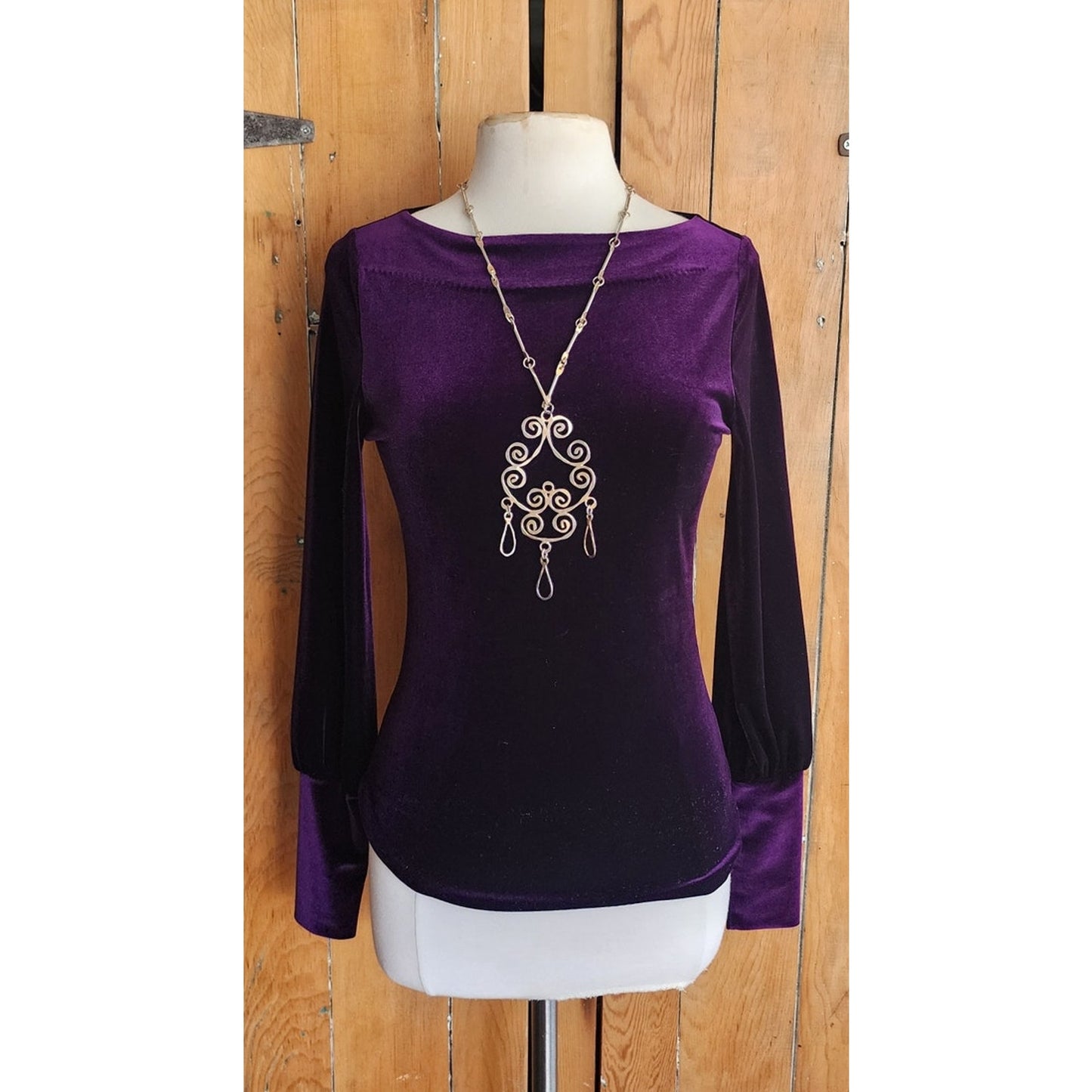 Vintage 1960s Boho Pendant Necklace Spiral Scrolls