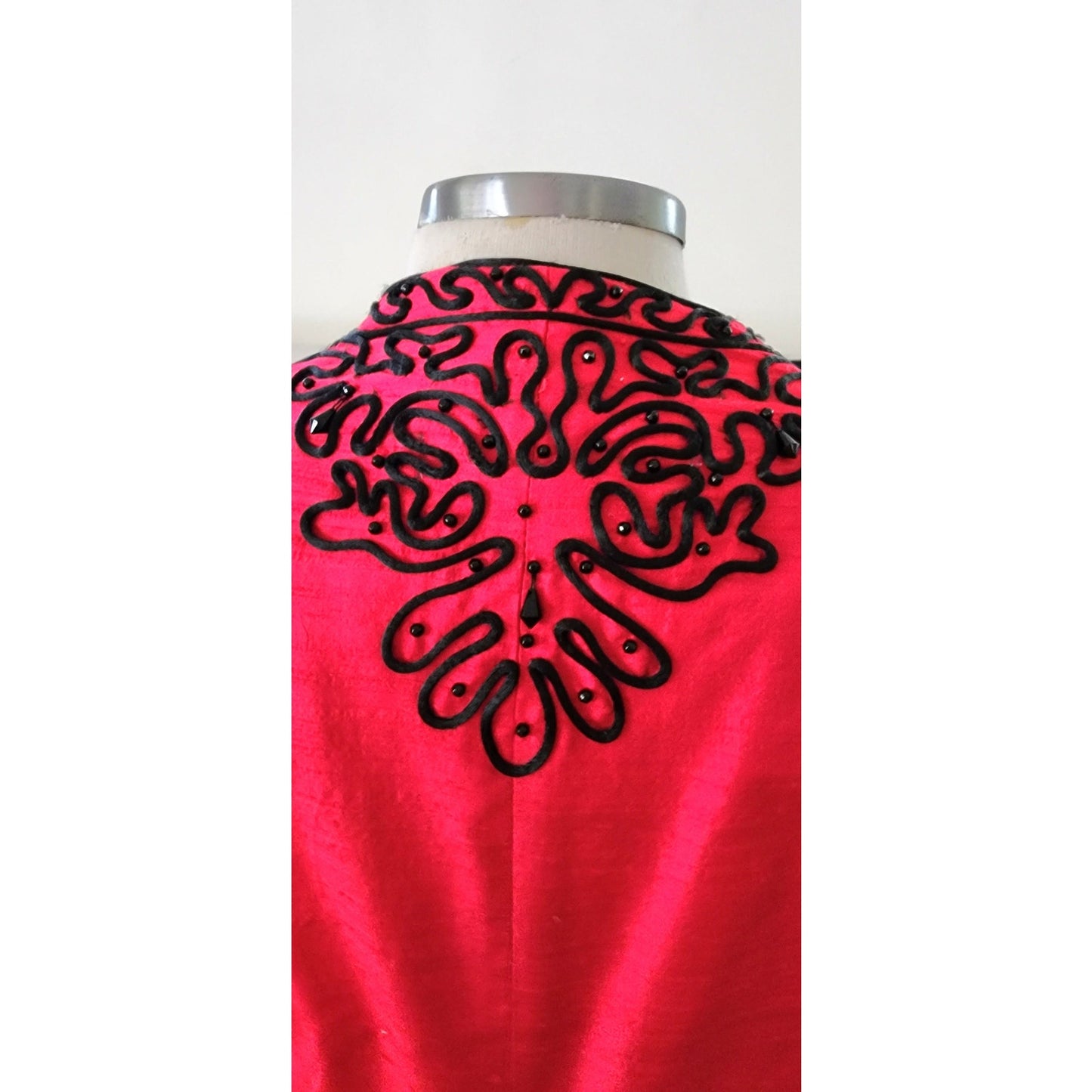 Vintage 80s Victor Costa Blazer Red Silk Black Beads Large