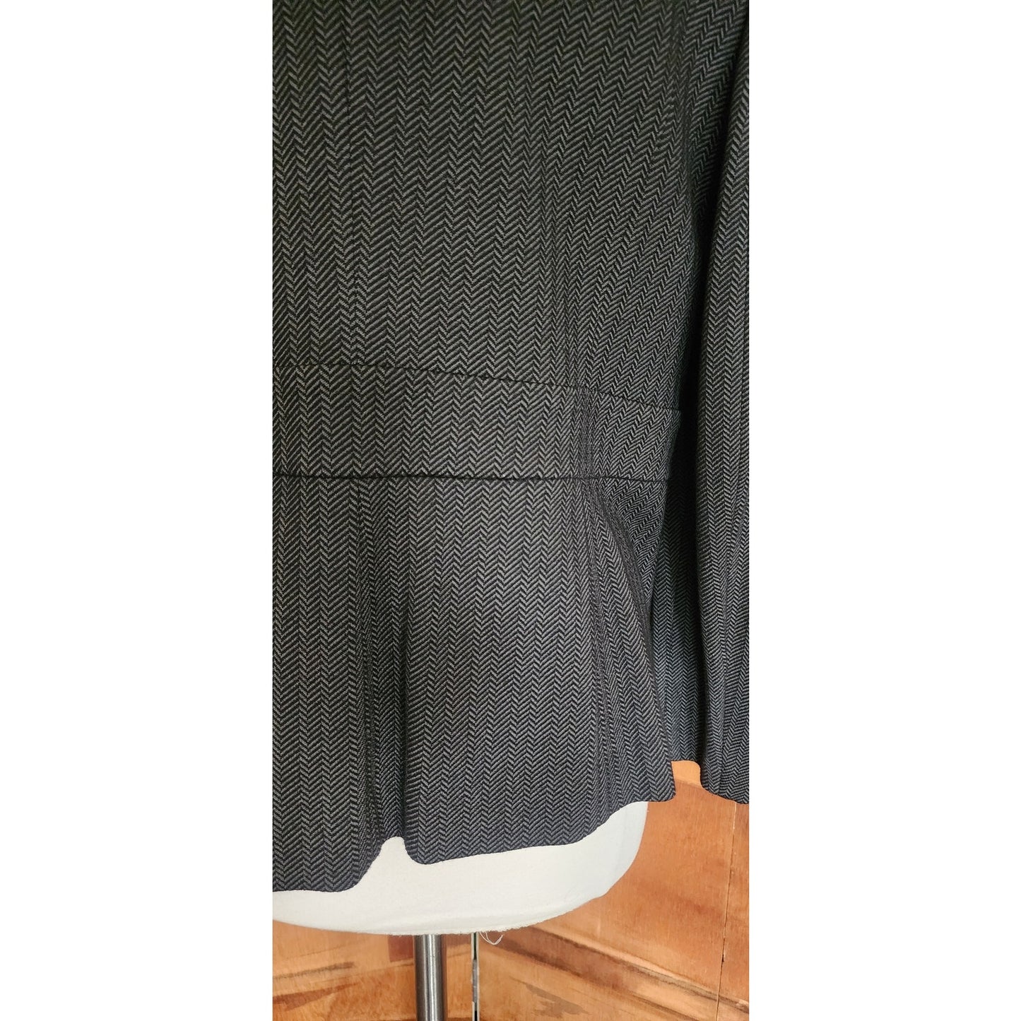 Vintage 2000s Armani Blazer Gray Herrinbone Wool Fitted Jacket Buckle Closure