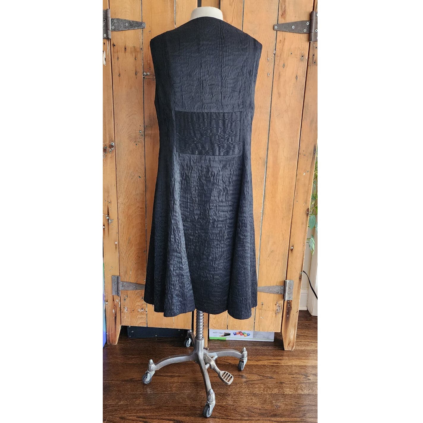 Vintage Y2K Anett Rostel Black Dress Micropleating