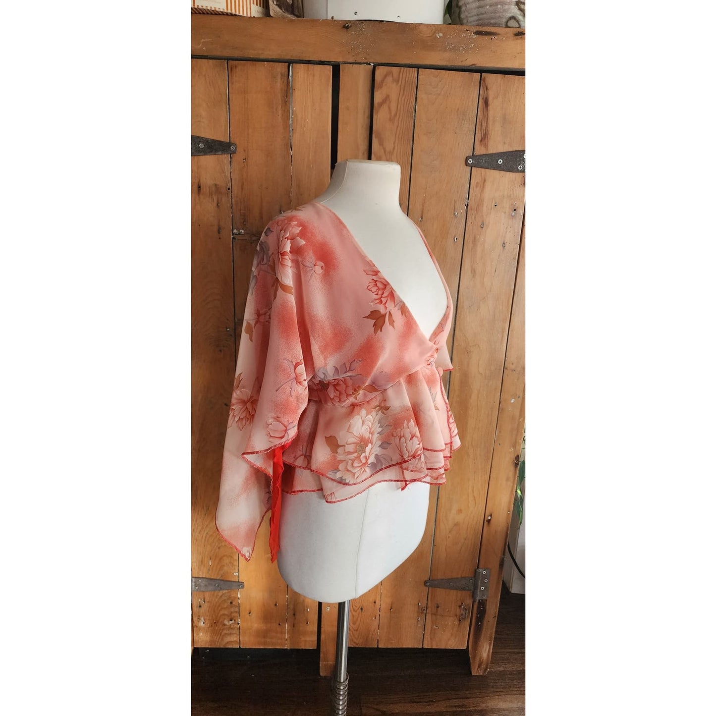 Vintage 70s Wrap Style Blouse Butterfly Sleeves Red Peach Floral Print