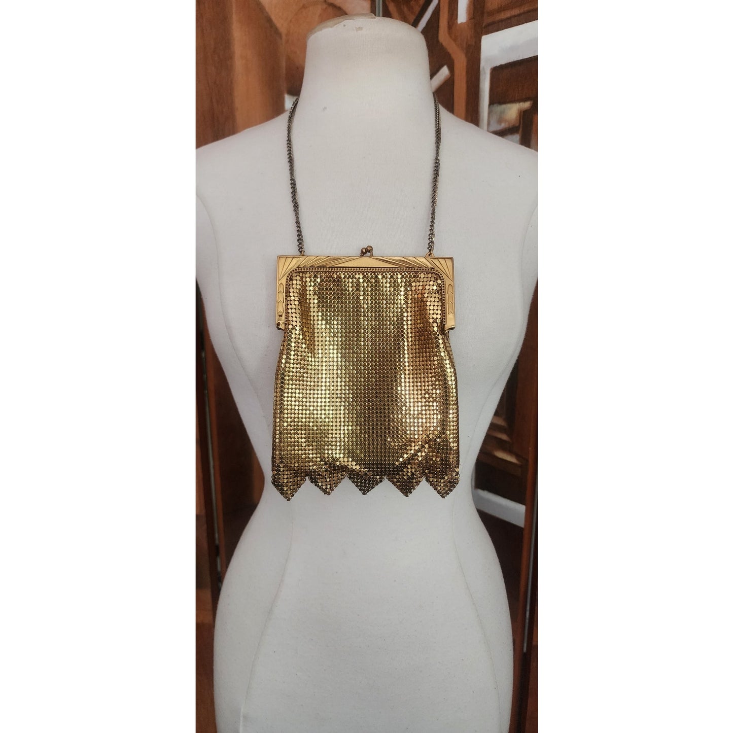 Vintage 50s Whiting & Davis Gold Mesh Bag Dressy Evening Purse Scallop Hem Art Deco Frame