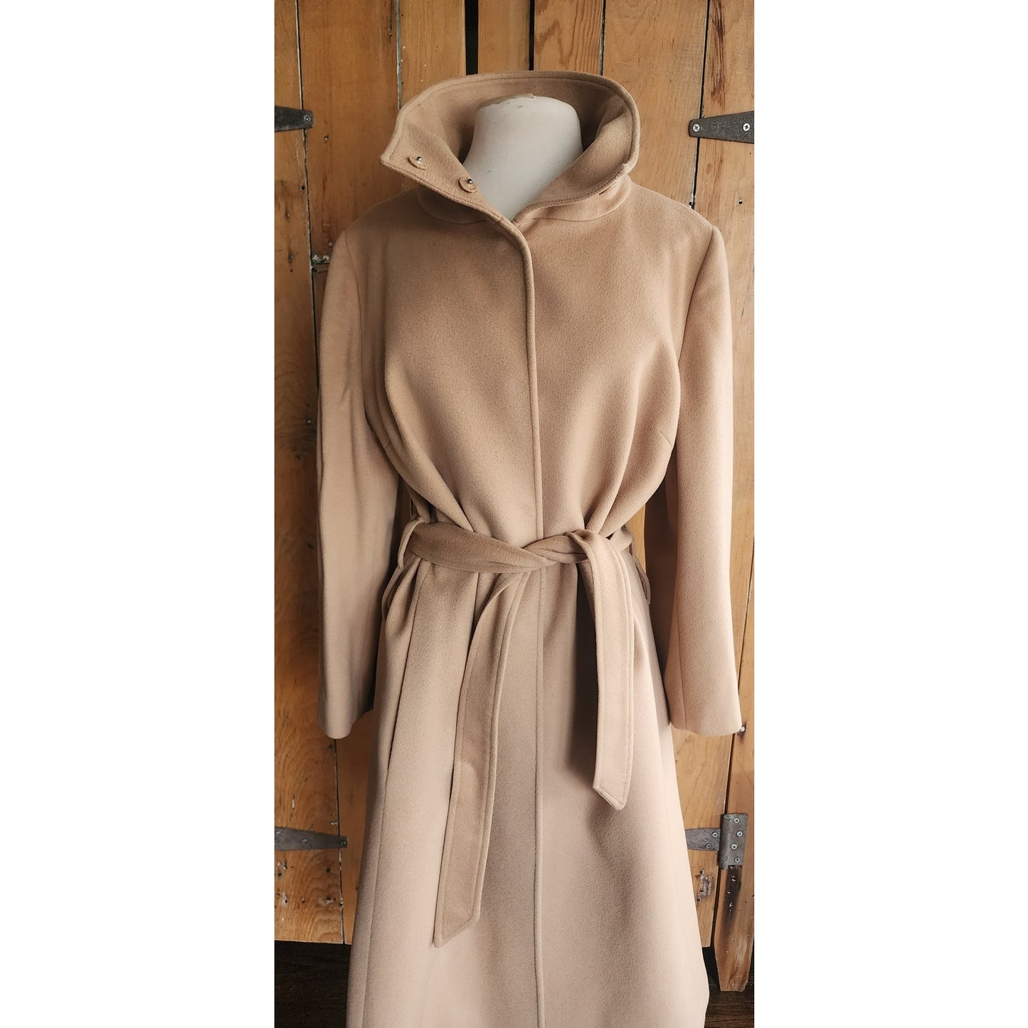 Vintage 2000s Burberry Coat Archival Beige Cashmere Blend  w/Sash Tie Belt / Medium