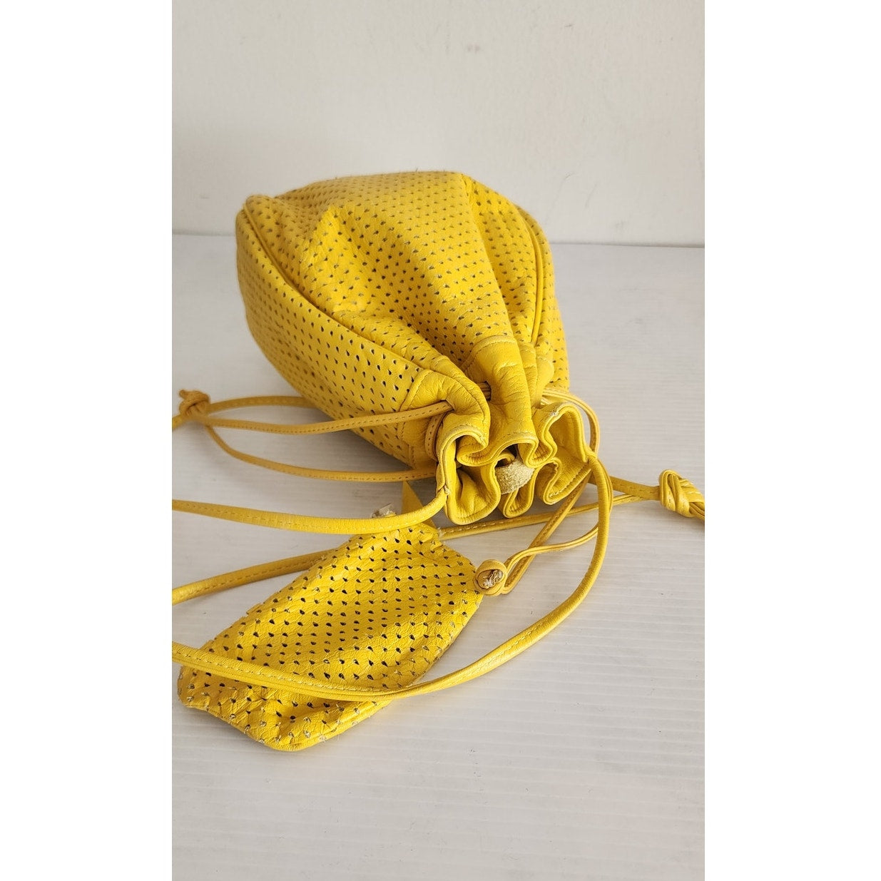 Vintage 80s Shoulder Bag Yellow Leather Crossbody