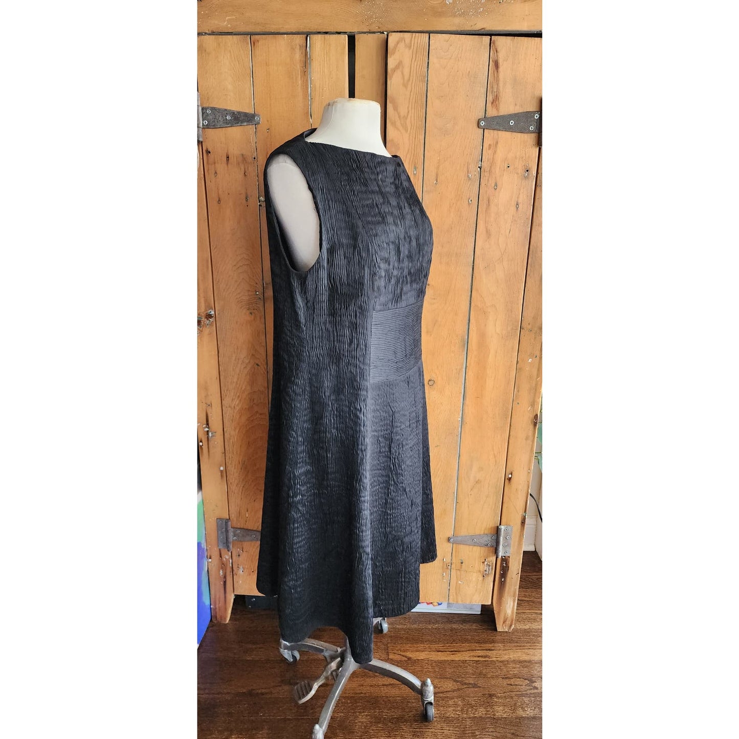 Vintage Y2K Anett Rostel Black Dress Micropleating