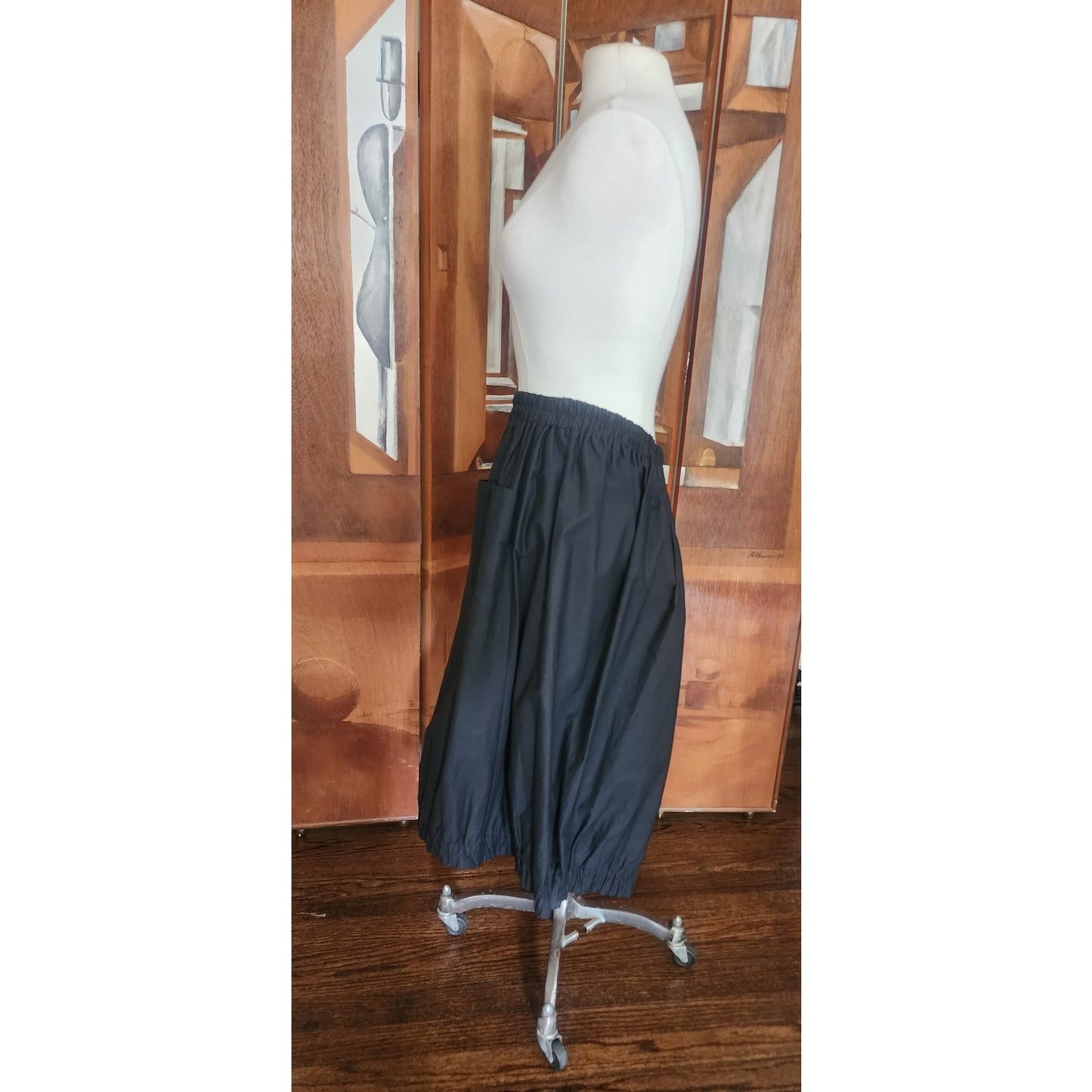 Vintage VUOKKO Finland Skirt Black Cotton Bubble Silhouette Elastic Hem Large Pockets