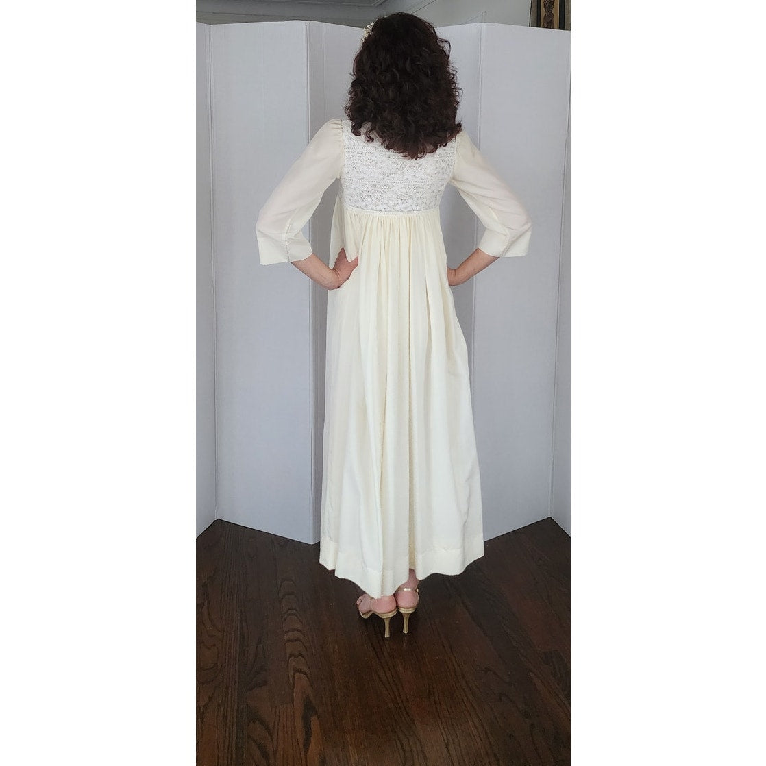 Vintage 70s Peignoir Cream Lace Robe & Long Slip Dress Iris Lingerie