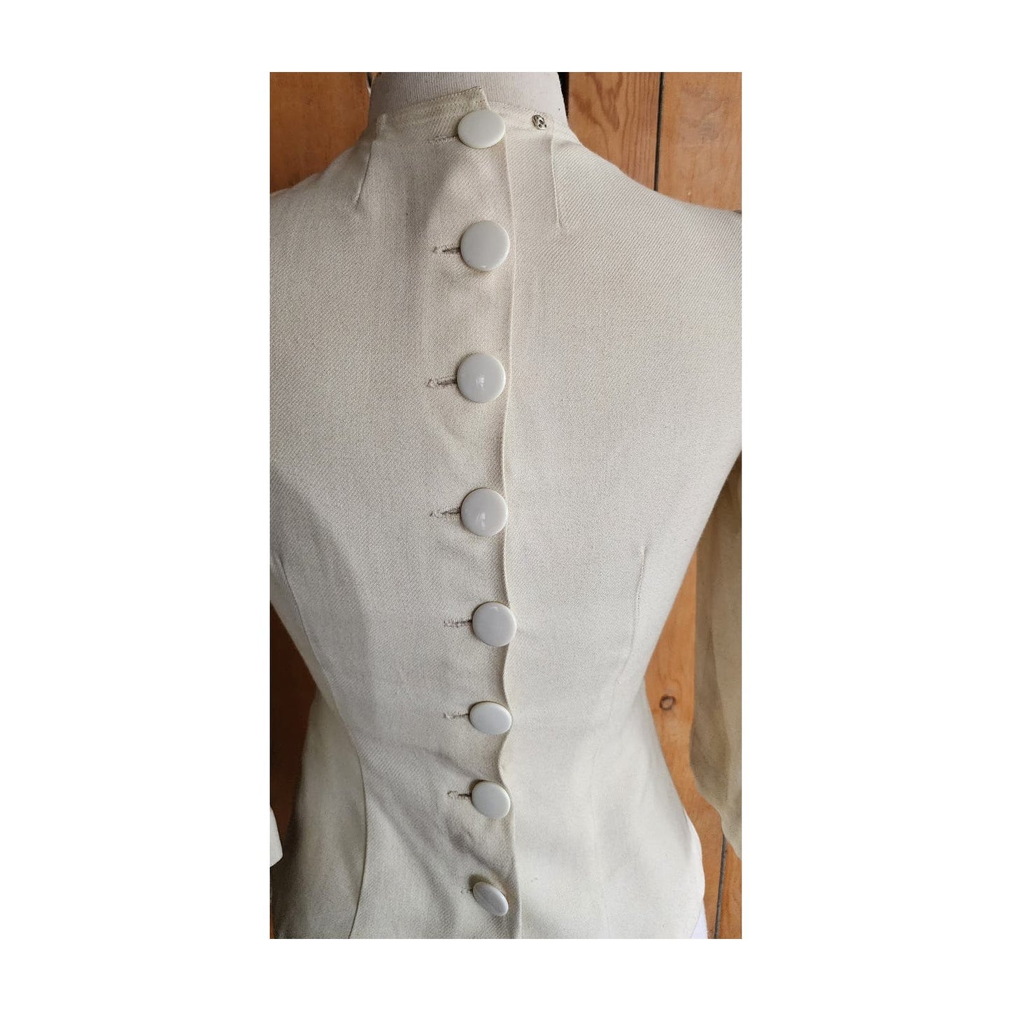 Vintage 40s Cream Top Green Leaf Applique