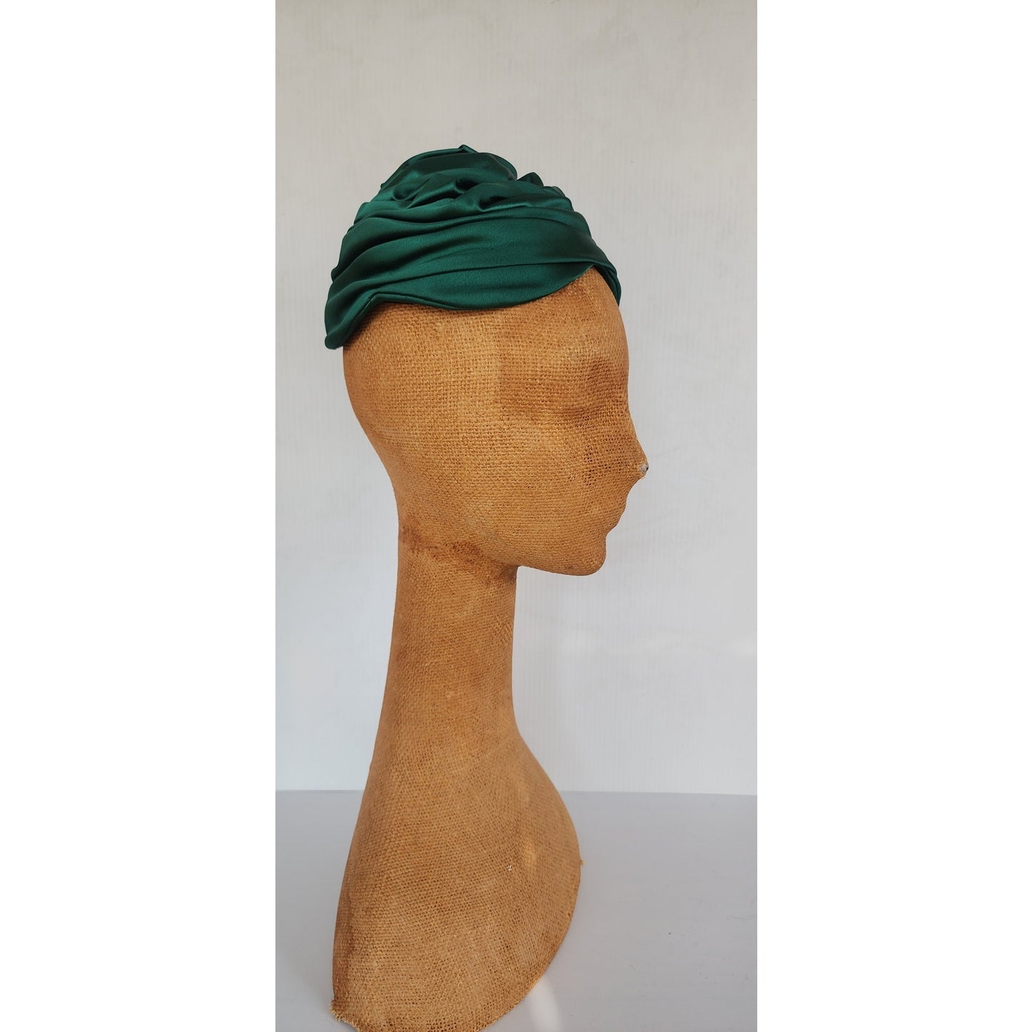 Vintage 50s Evening Hat Green Silk Turban Chapeaux Paris