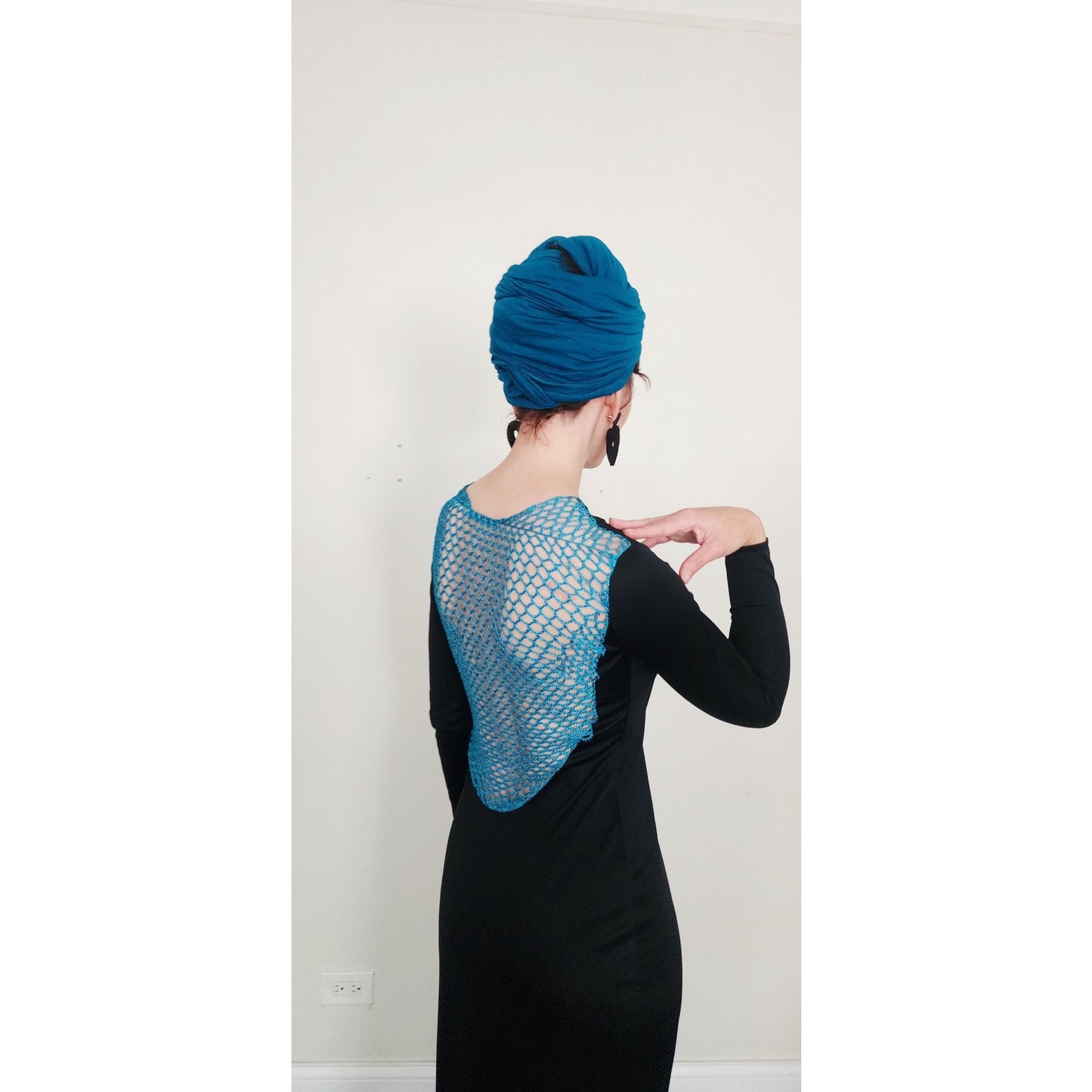 Vintage 80s Evening Dress Black w/Turquoise Knit Open Back Fishtail Skirt Victoria March Chicago