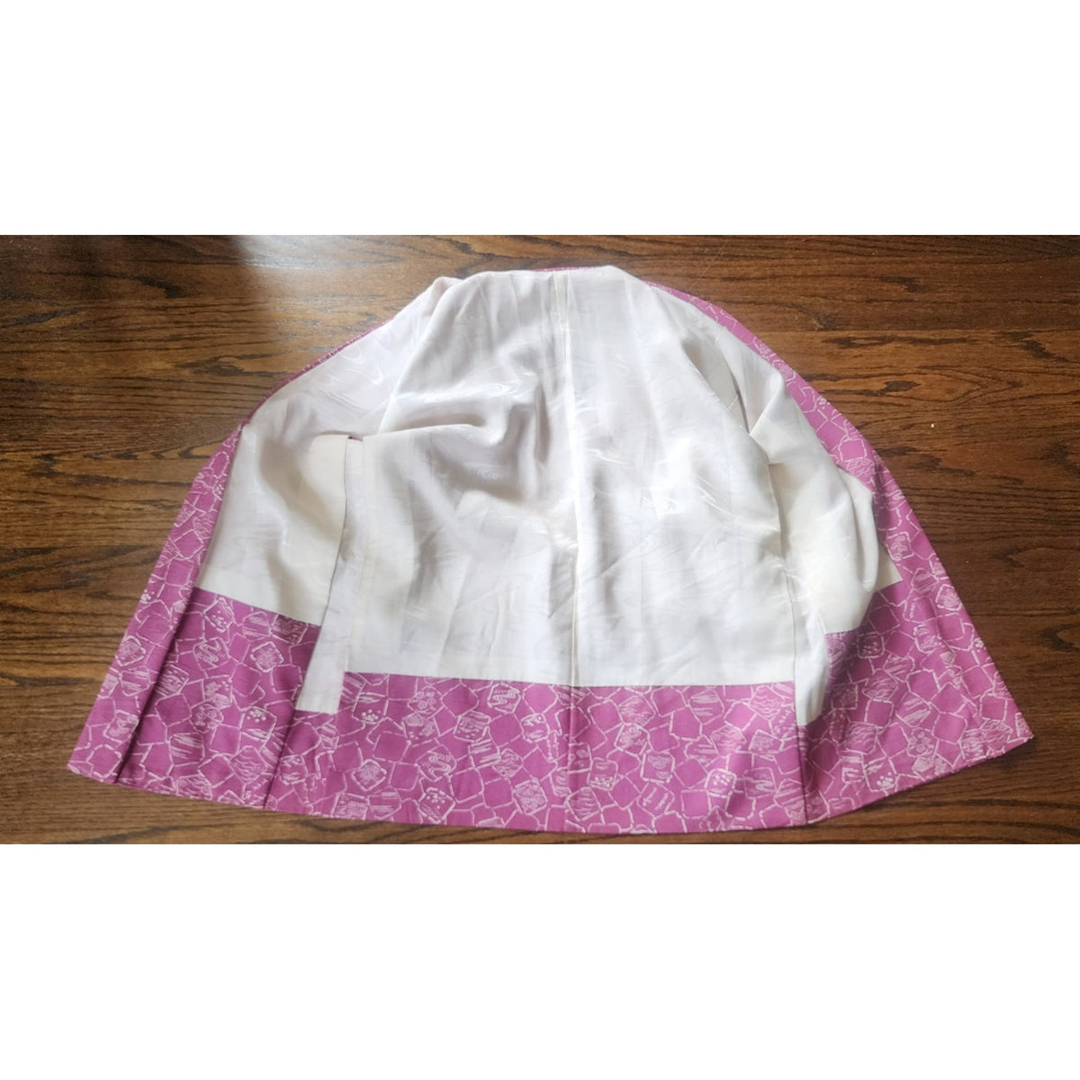 Vintage Japanese Jacket Kimono Haori Style Mauve Pink Purple White Silkprint