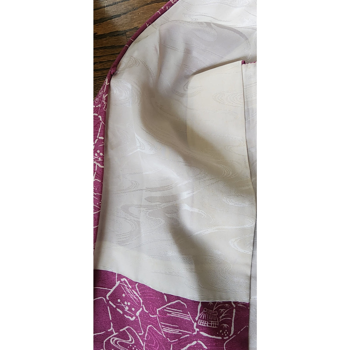 Vintage Japanese Jacket Kimono Haori Style Mauve Pink Purple White Silkprint