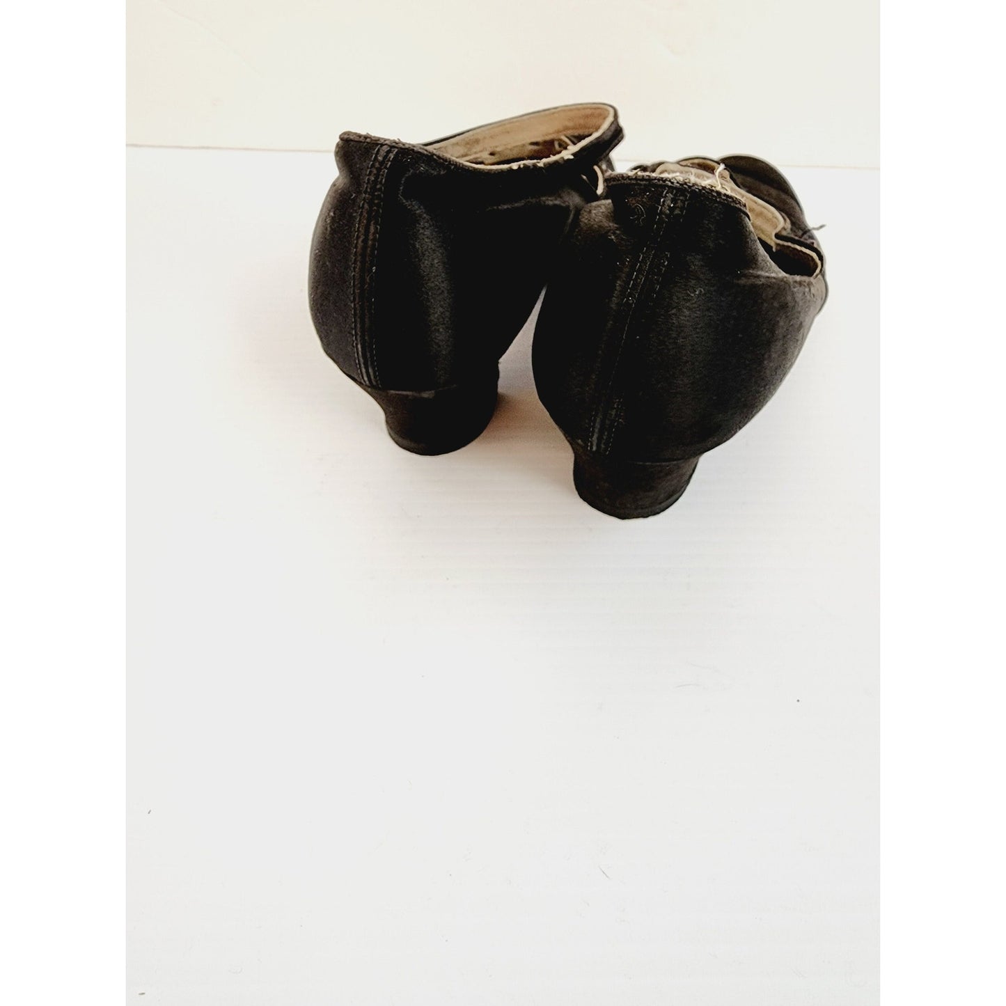 Vintage 20s Shoes Black Satin Mary Janes Size 6 AS IS