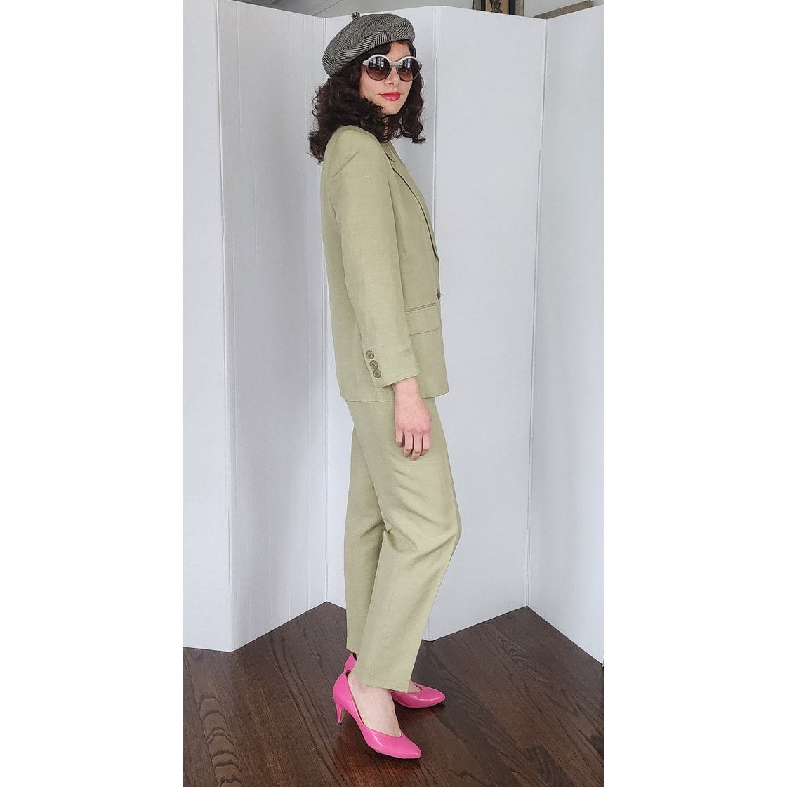 Vintage 80s Designer Pant Suit Pale Green Linen Collectible Gold Giorgio Sant Angelo