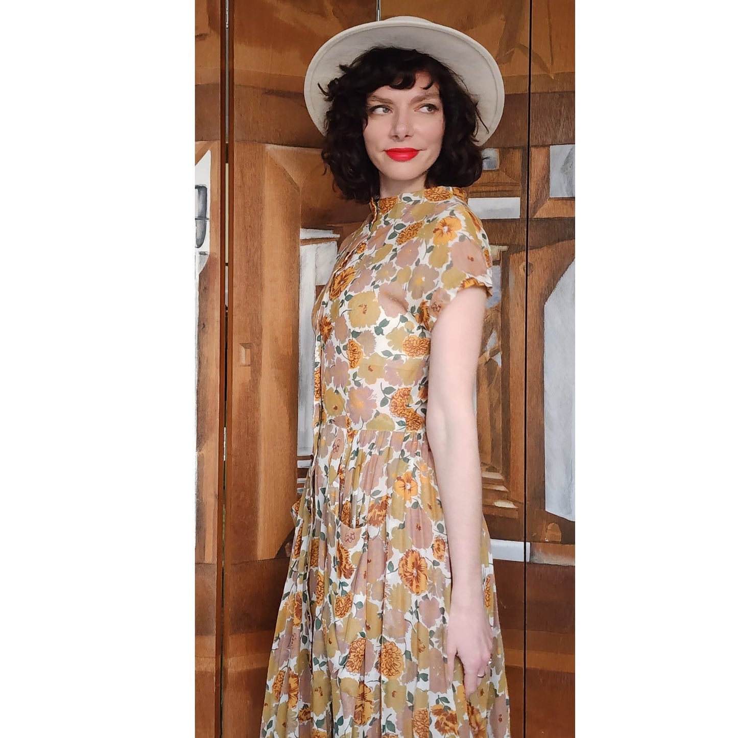 Vintage 40s Floral Print Short Sleeve Button Front Cotton Midi Day Dress w/Pockets Circle Skirt