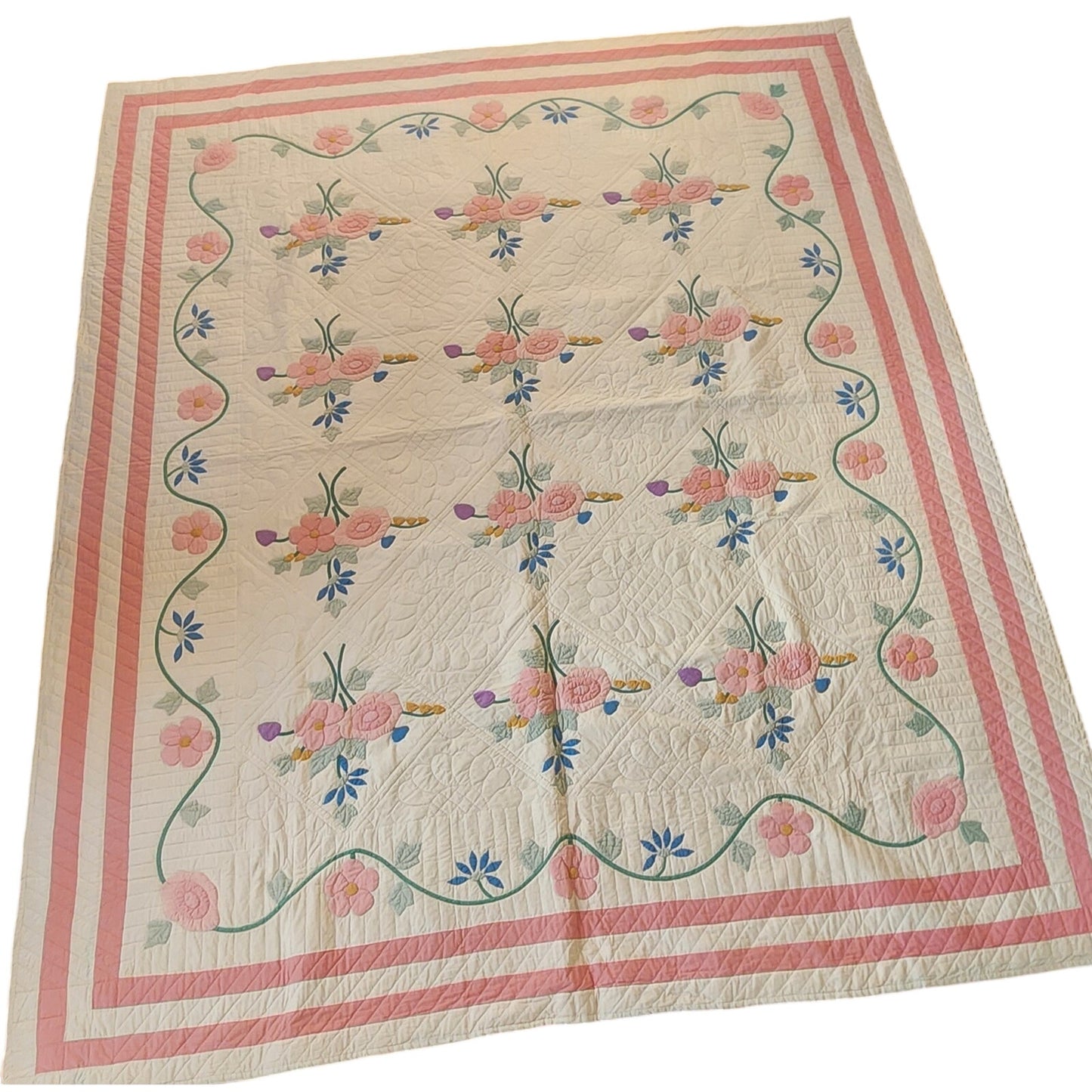 Vintage 30s 40s Quilt Appliqué Floral Bouquet with Swag Border Cheddar Cotton