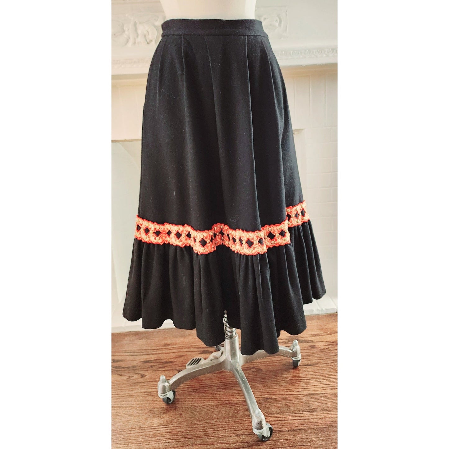 Vintage 40s Black Wool Peasant Skirt Red Gold Embroidery Cabana Sportswear