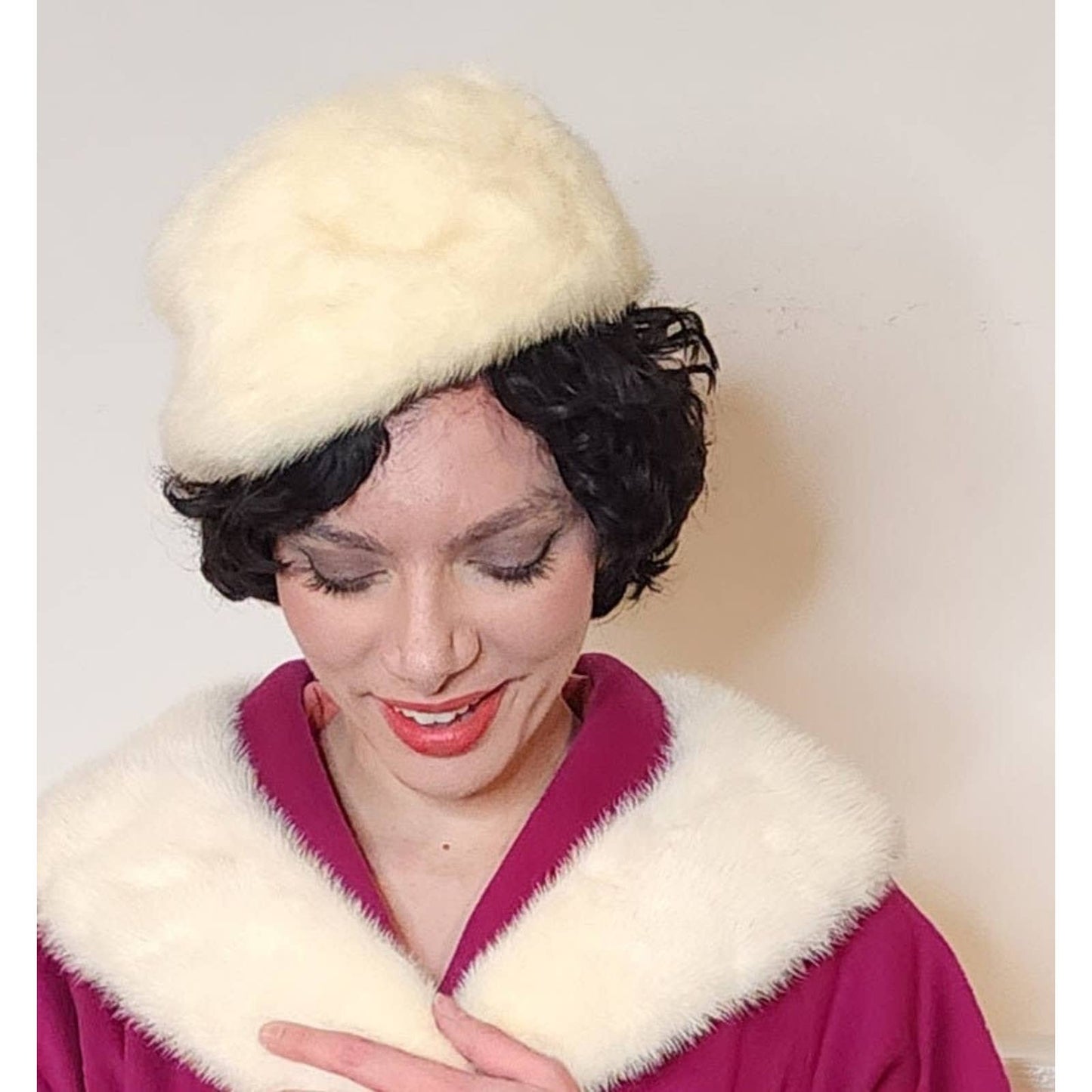 Vintage 60s White Mink Fur Hat Pillbox Beanie Hudson's Salon Detroit