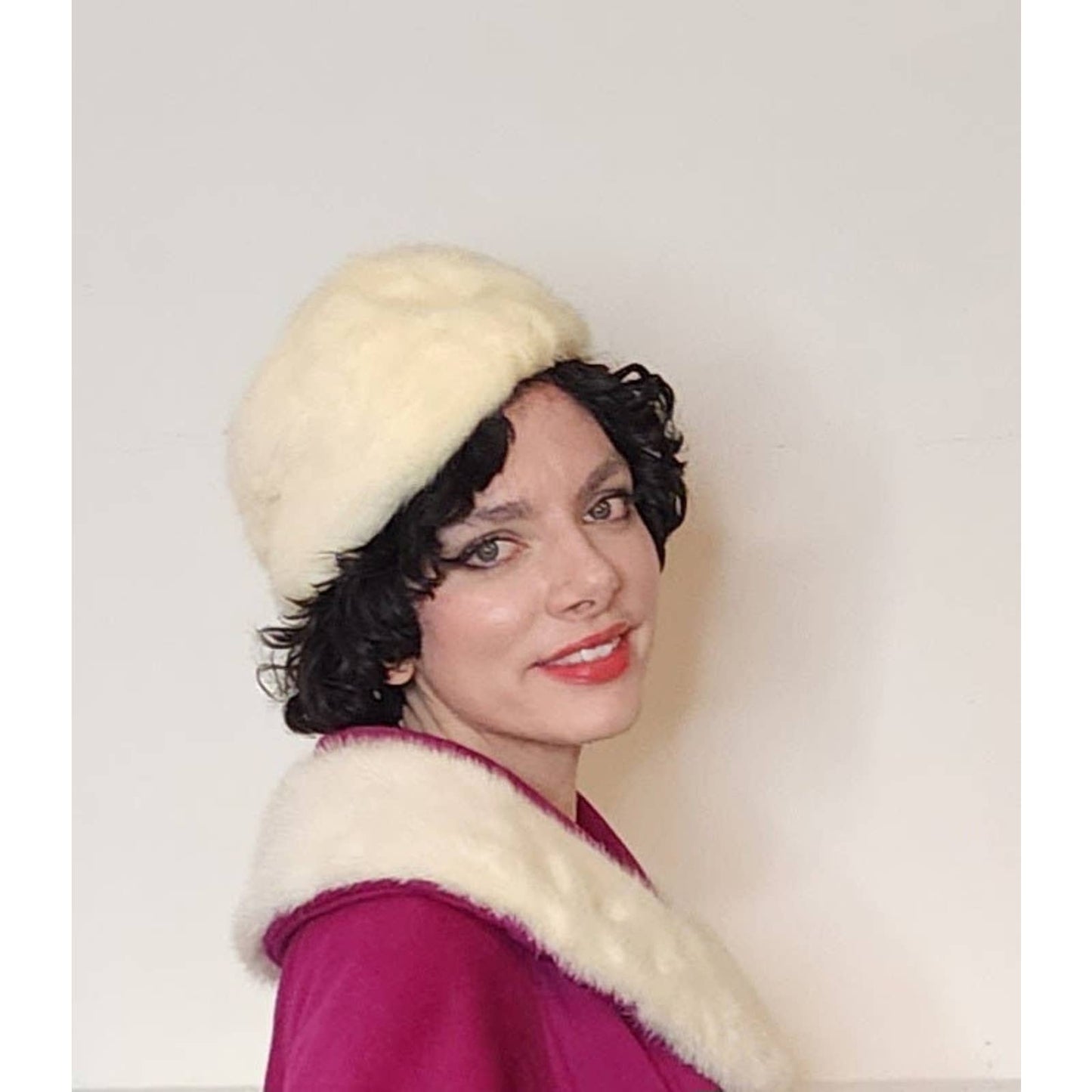 Vintage 60s White Mink Fur Hat Pillbox Beanie Hudson's Salon Detroit