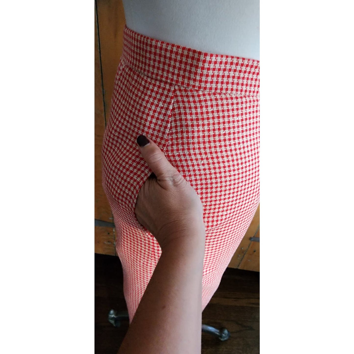 70s Burberrys Skirt Red White Checked Midi Length