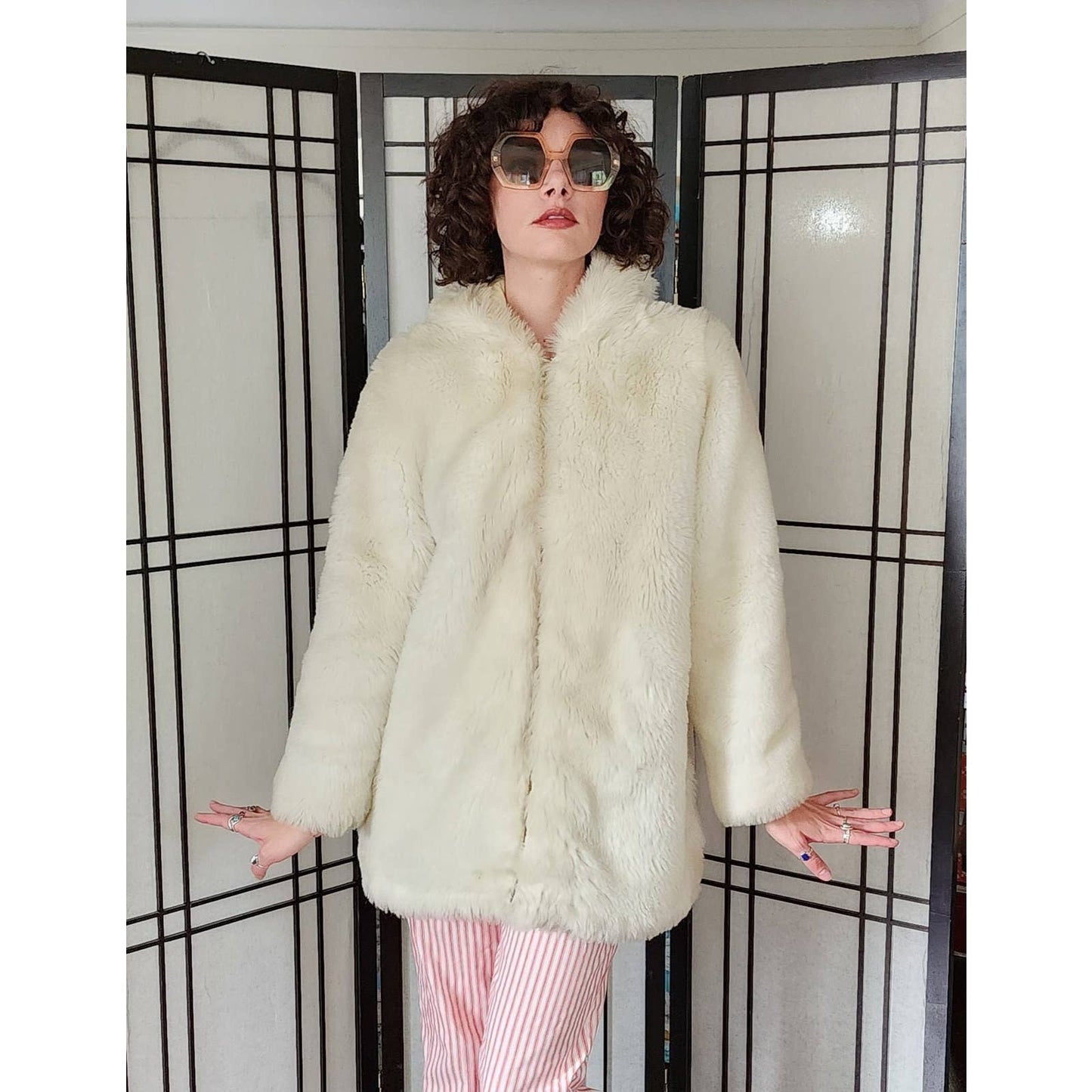 Vintage 70s Faux Fur Jacket Shaggy White Stag Hooded