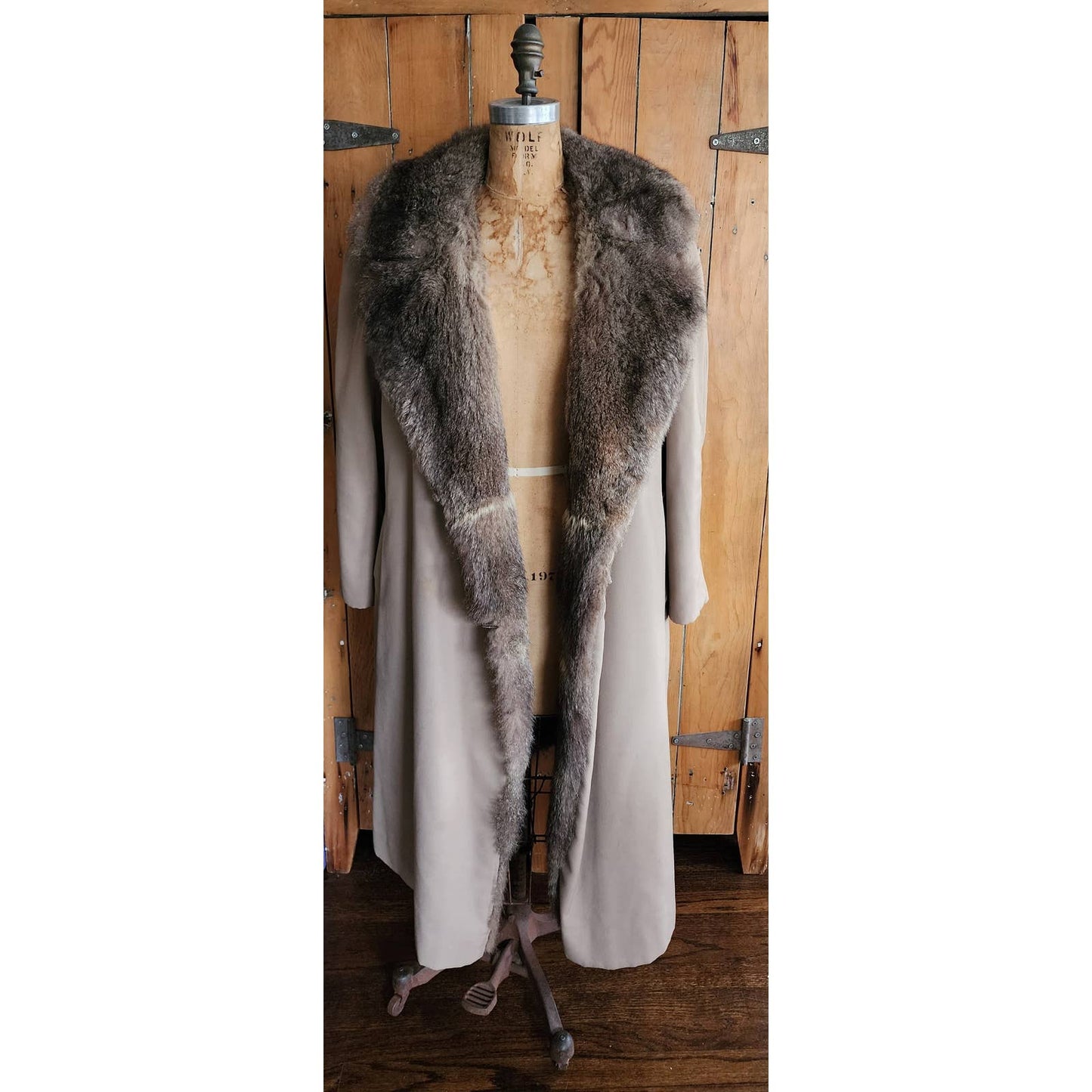 Vintage 70s Possum Fur Coat Reversible Beige