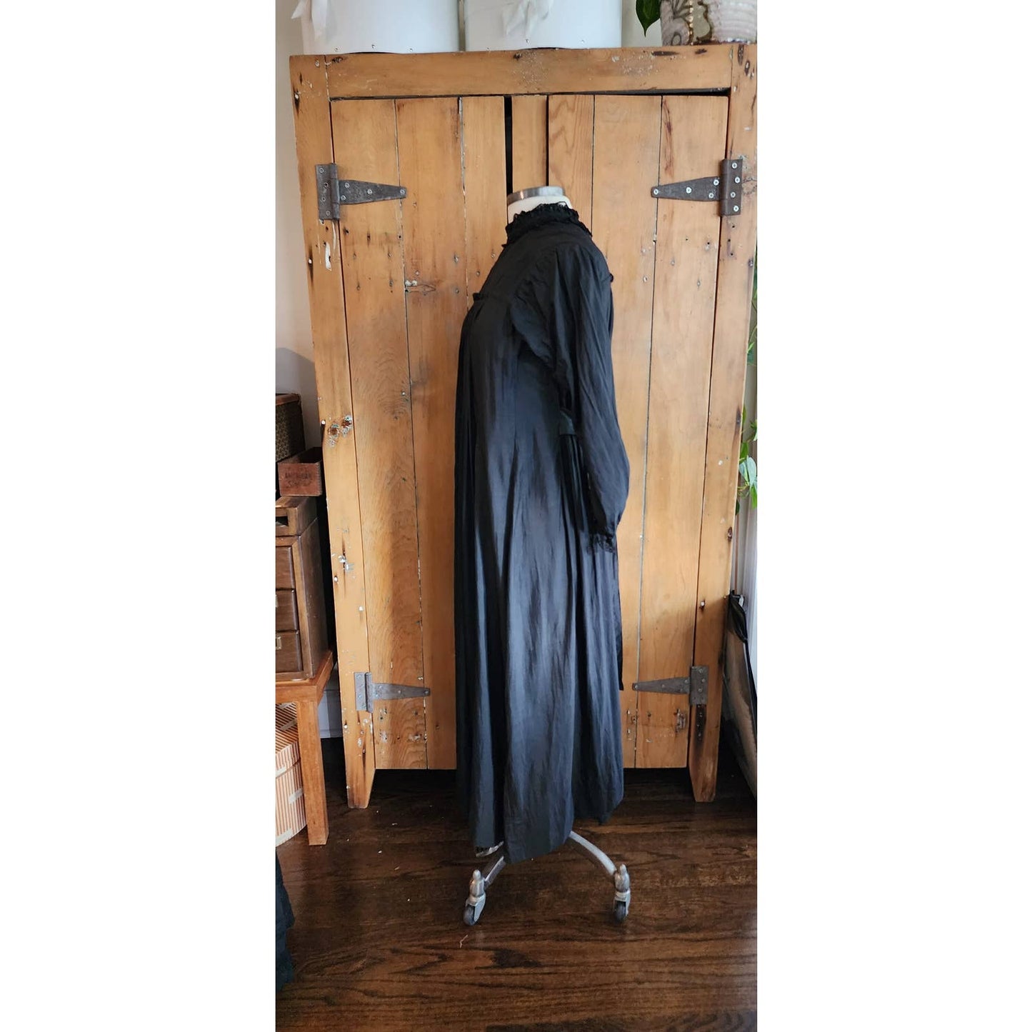 Antique 1910s Black Day Dress Long Sleeves Pleated Cotton Edwardian M