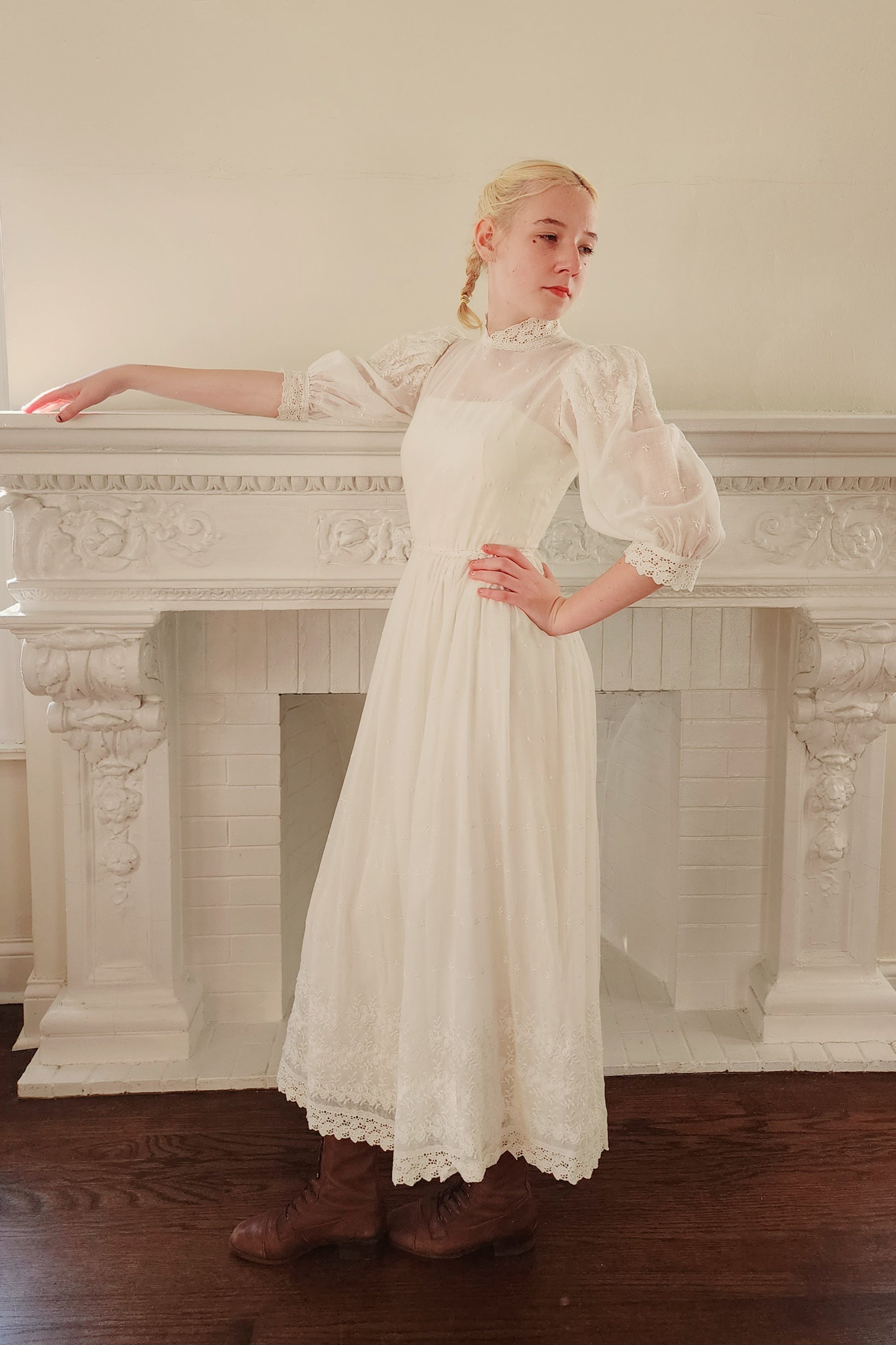 70s White Maxi Dress Neo Edwardian Meets Prairie Style Dotted Swiss & – RareJule Vintage 70s White Maxi Dress Neo Edwardian Meets Prairie Style Dotted Swiss & – RareJule Vintage