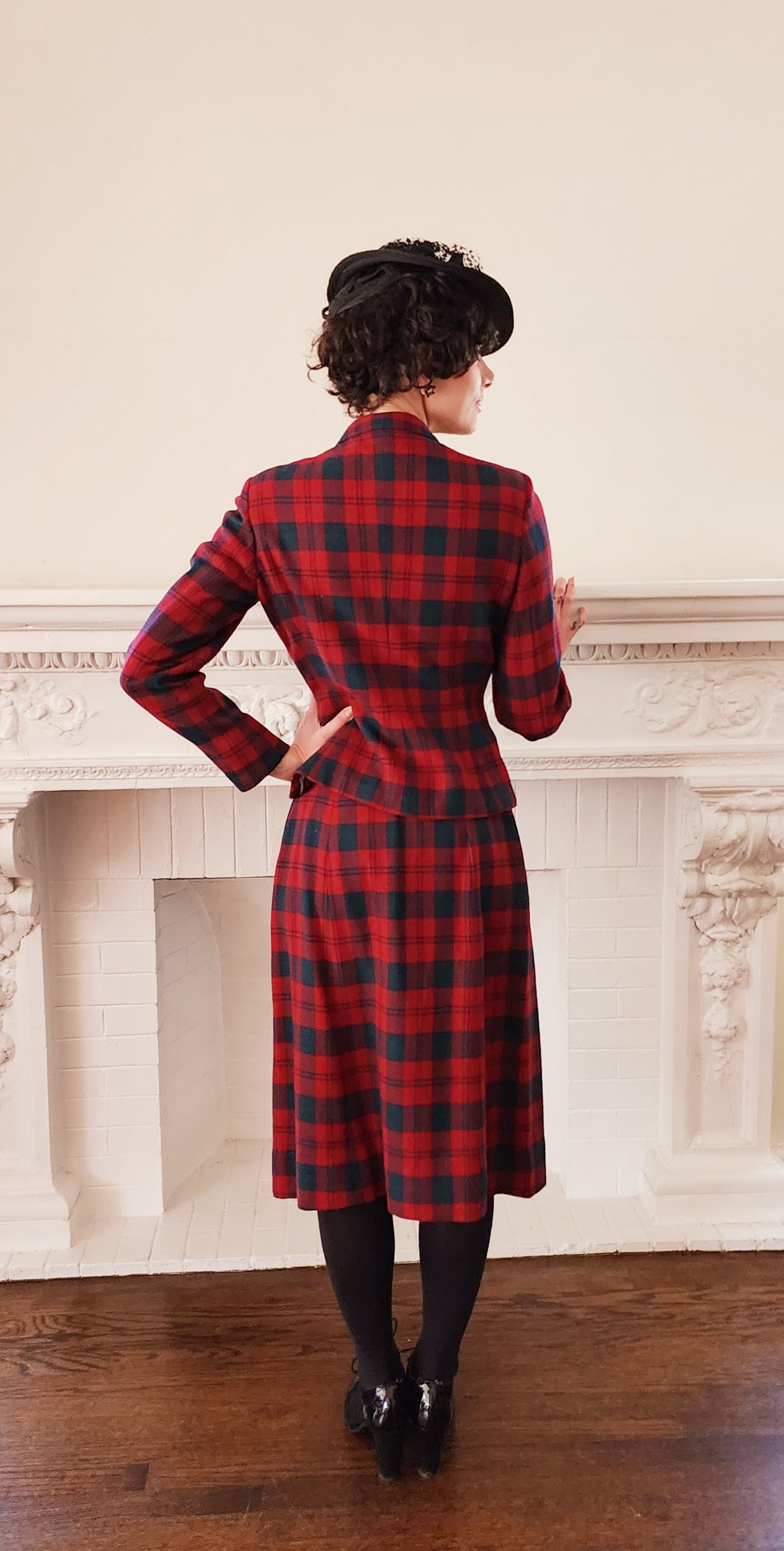 40s 50s Red Plaid Skirt Suit Best & Co. by Bardley Lindsay Tartan Small
