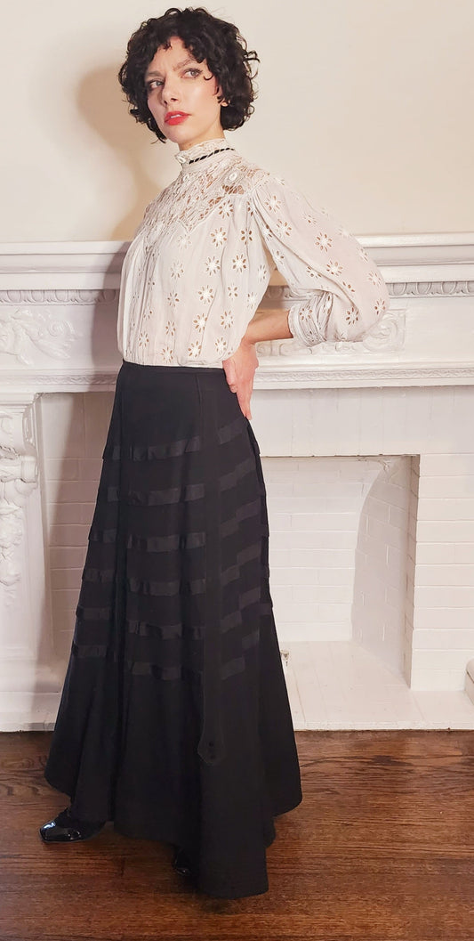 Antique Edwardian Long Black Wool Skirt with Embroidered Trim Medium