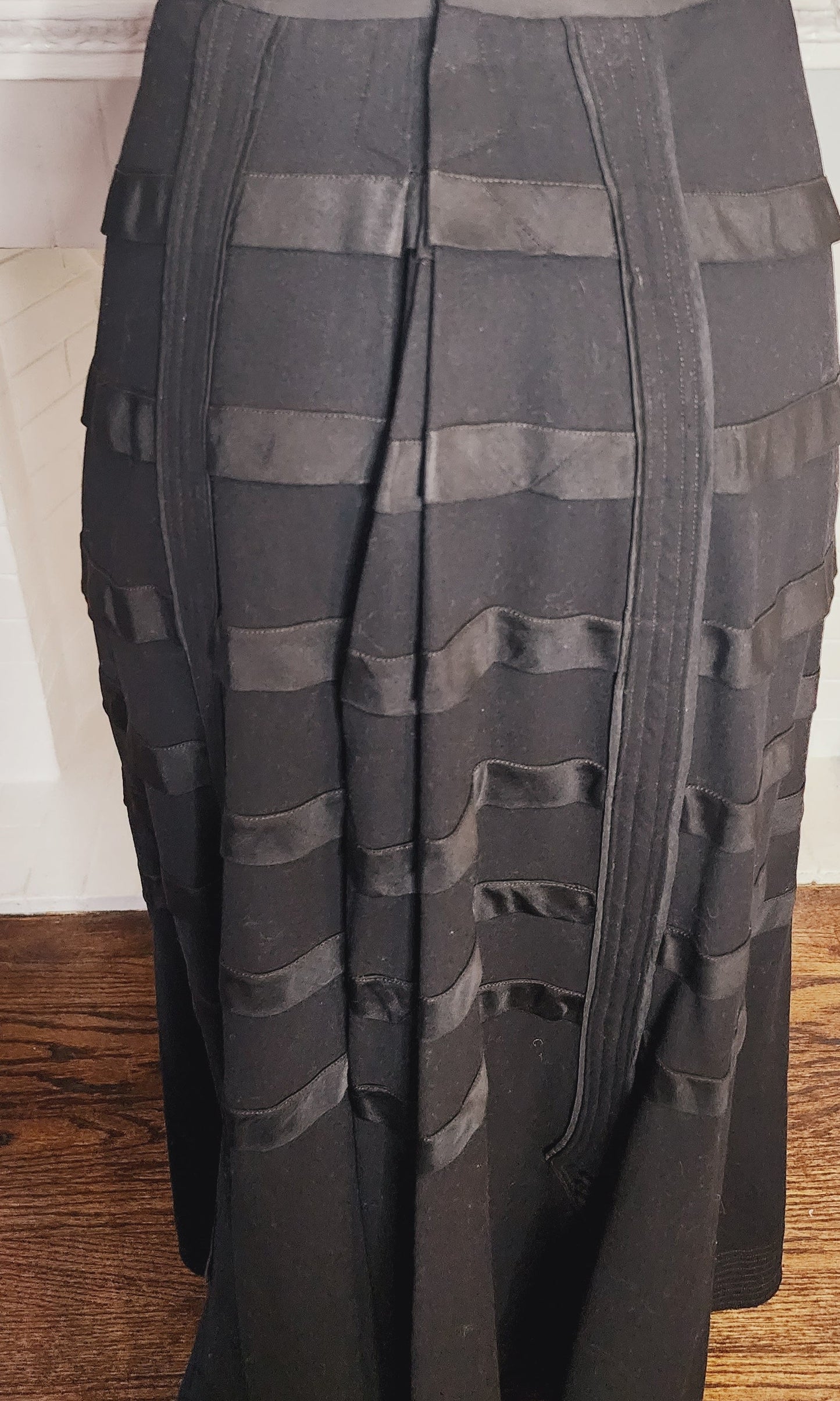 Antique Edwardian Long Black Wool Skirt with Embroidered Trim Medium